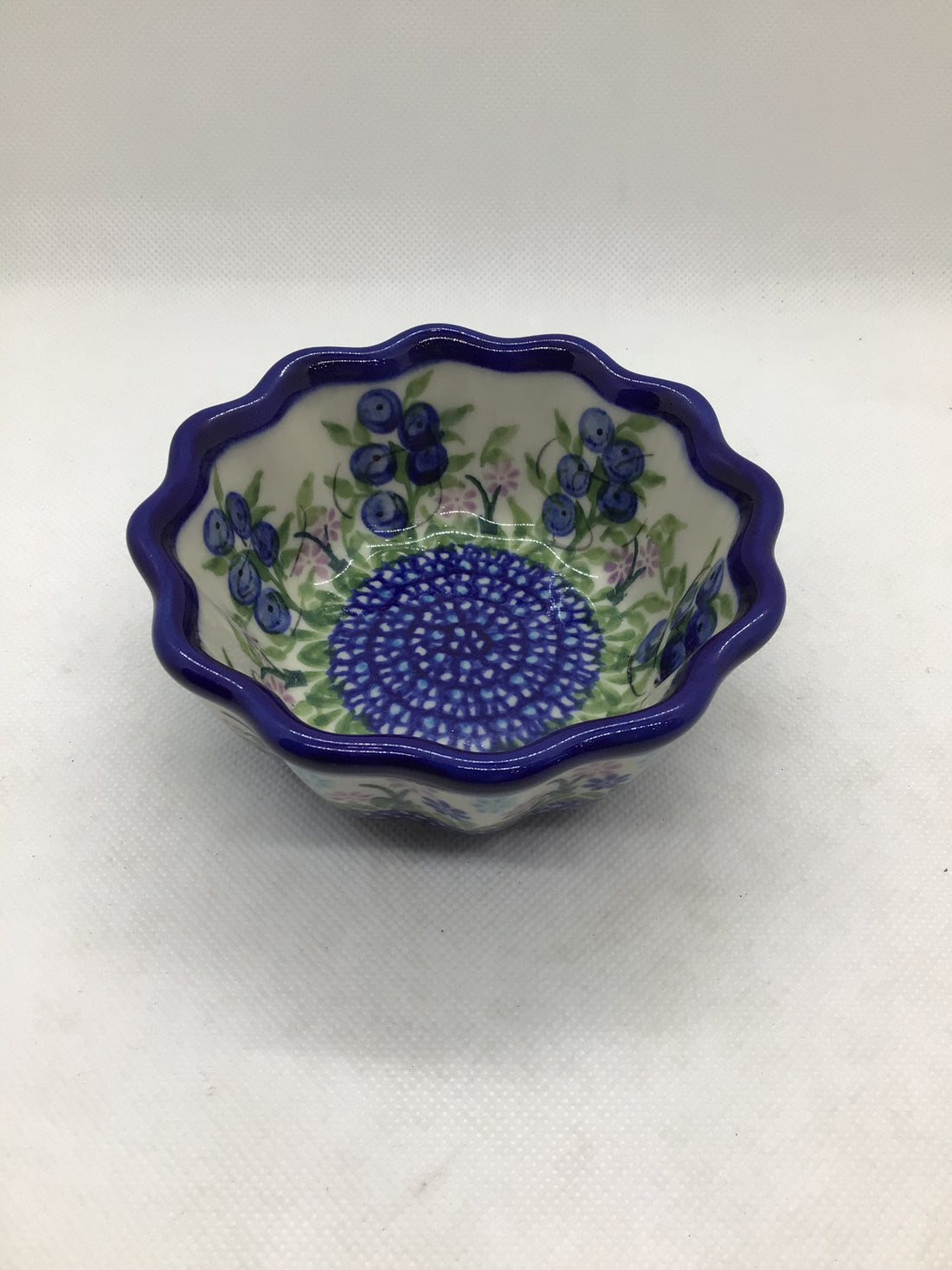 KALICH Blueberry Bundles Small Scalloped Bowl