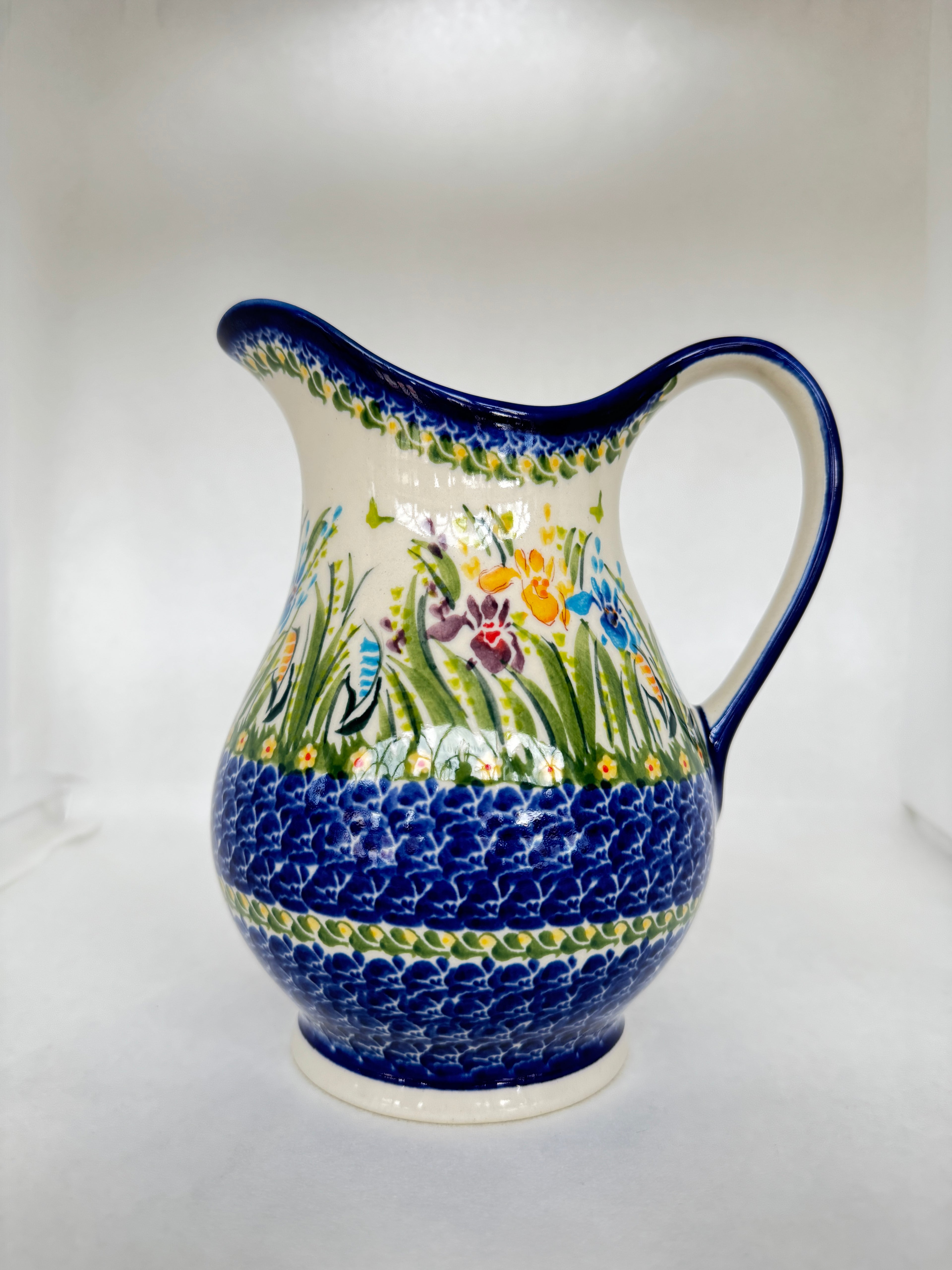 KALICH Electric Iris Pitcher 7.5"