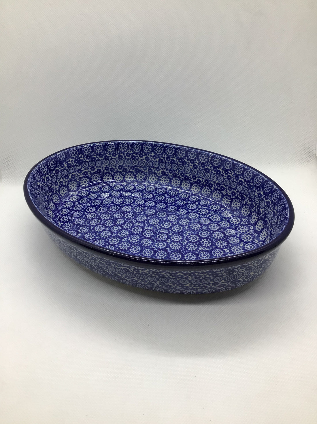 Midnight Oval Baker 10.5&quot;