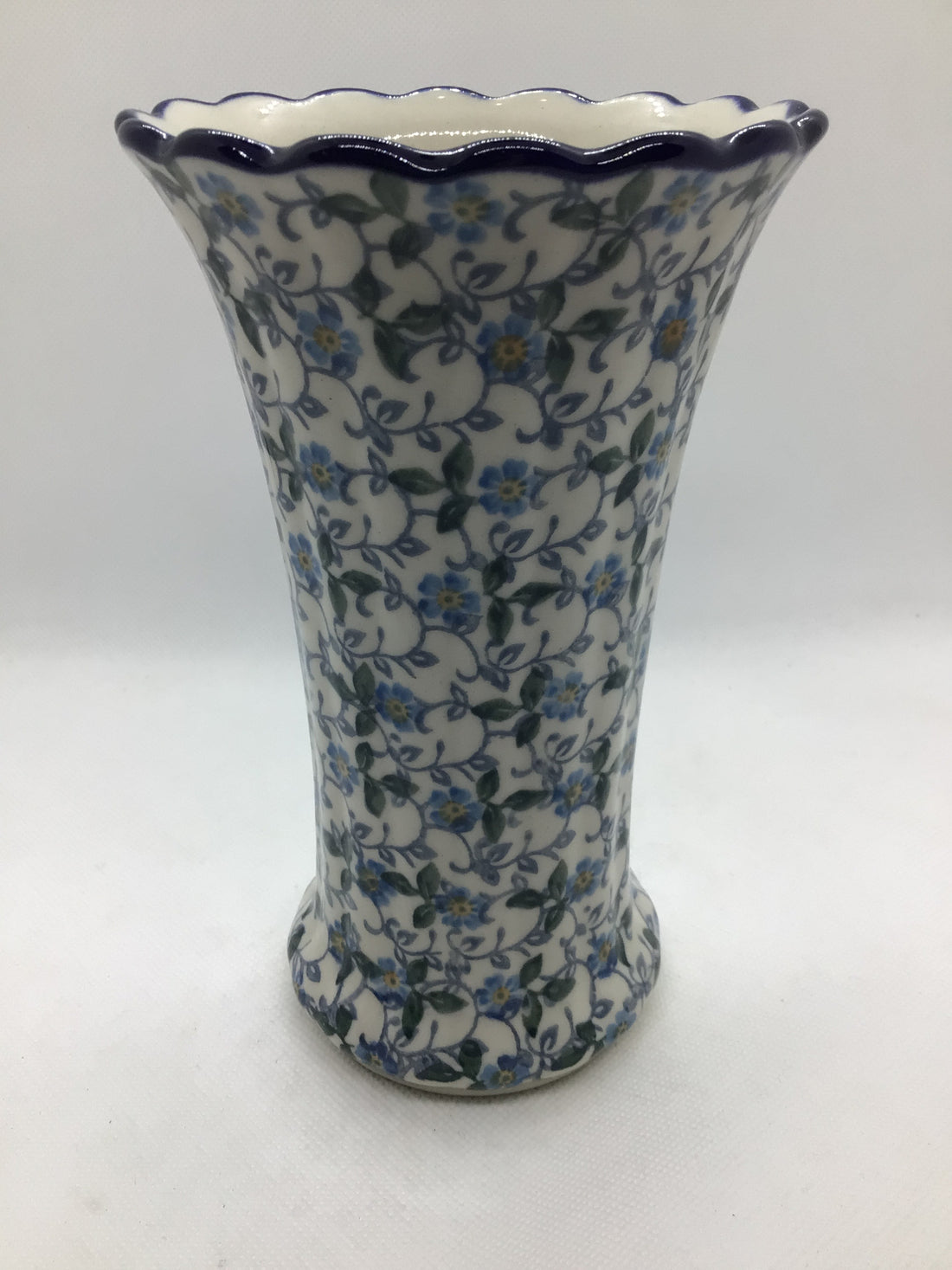 Sapphire Fluted Vase 7&quot;