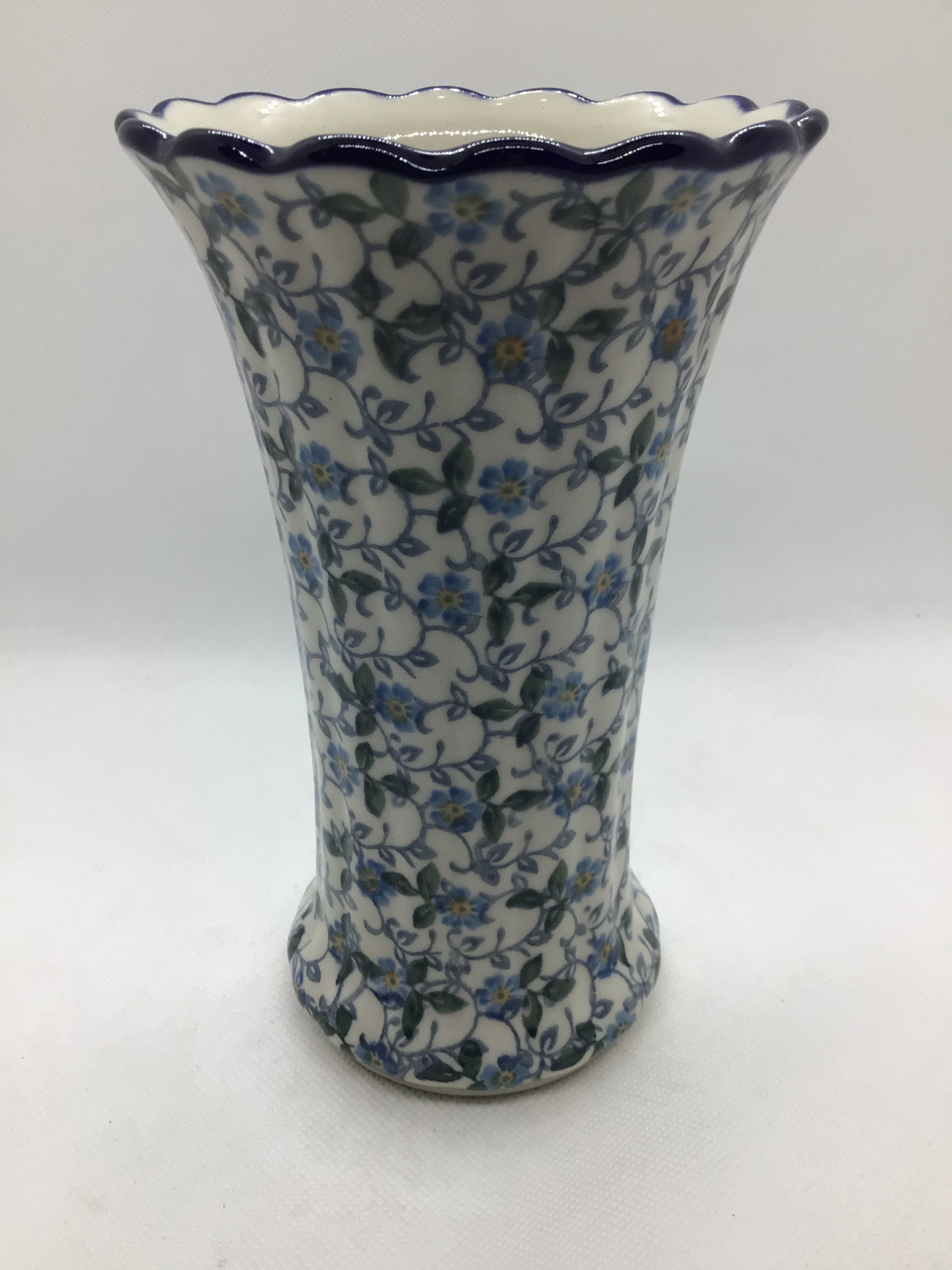 Sapphire Fluted Vase 7&quot;