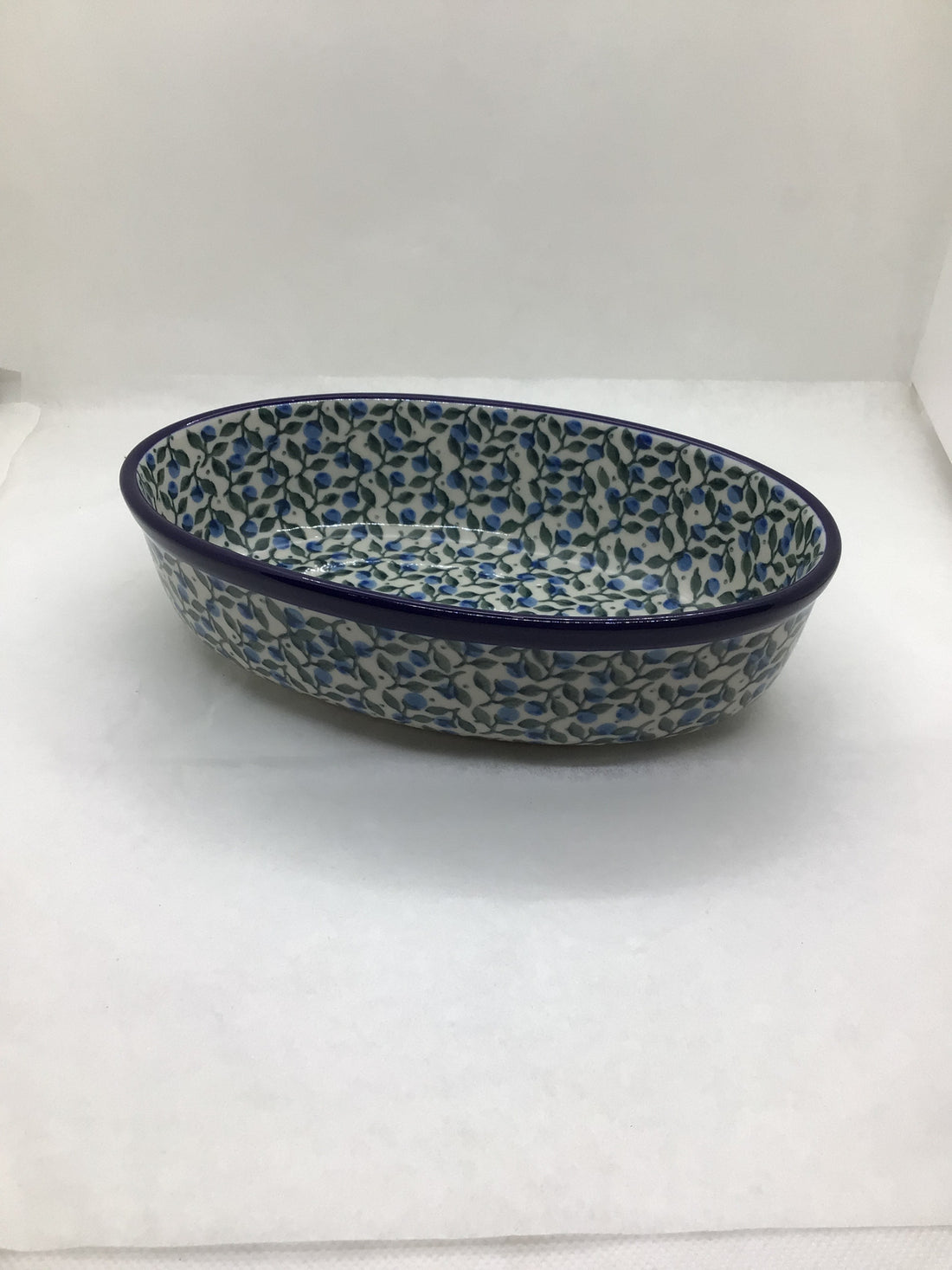 Blueberry Blossom Oval Baker 8"