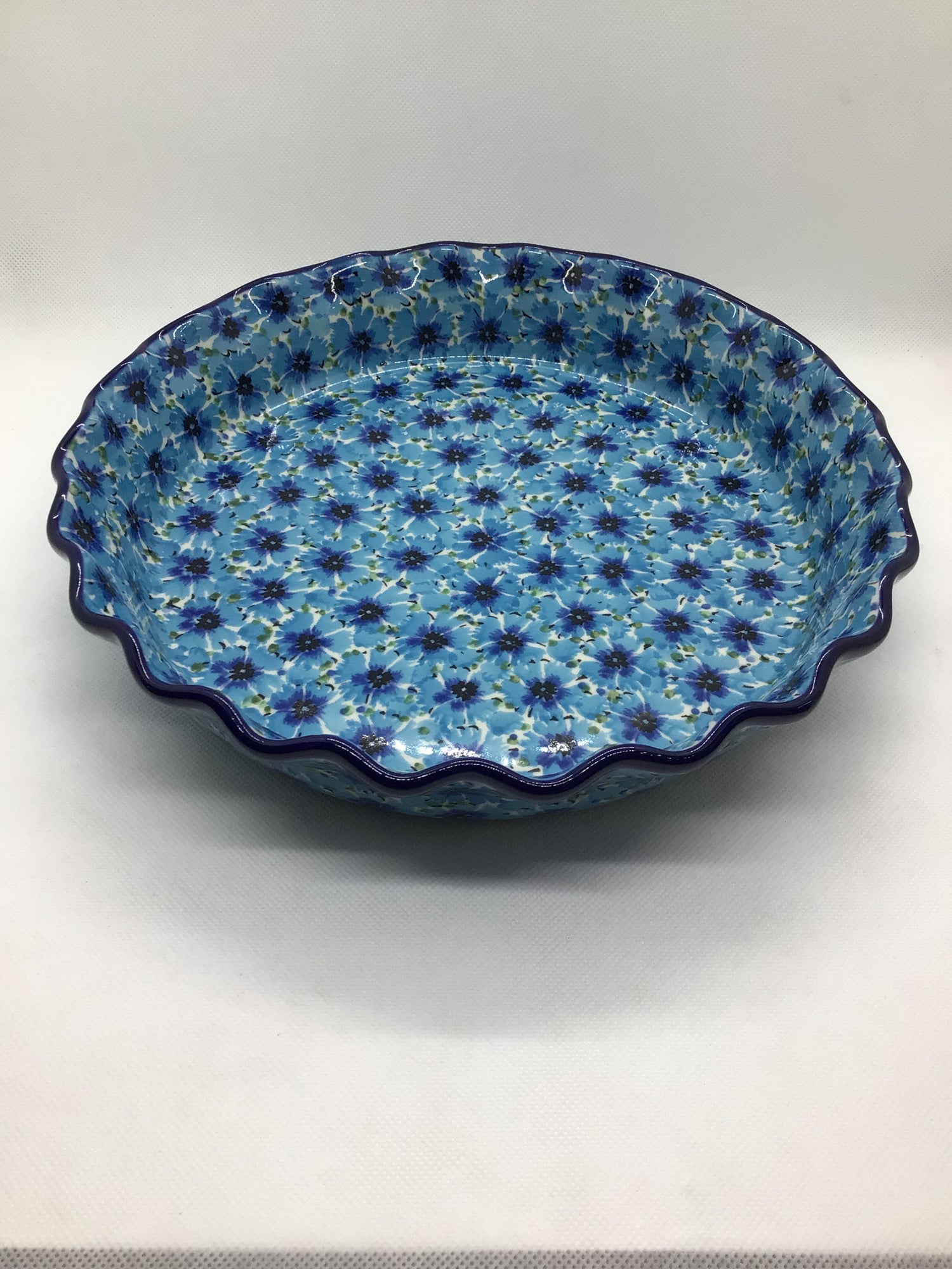 U4929 Fluted Pie Baker