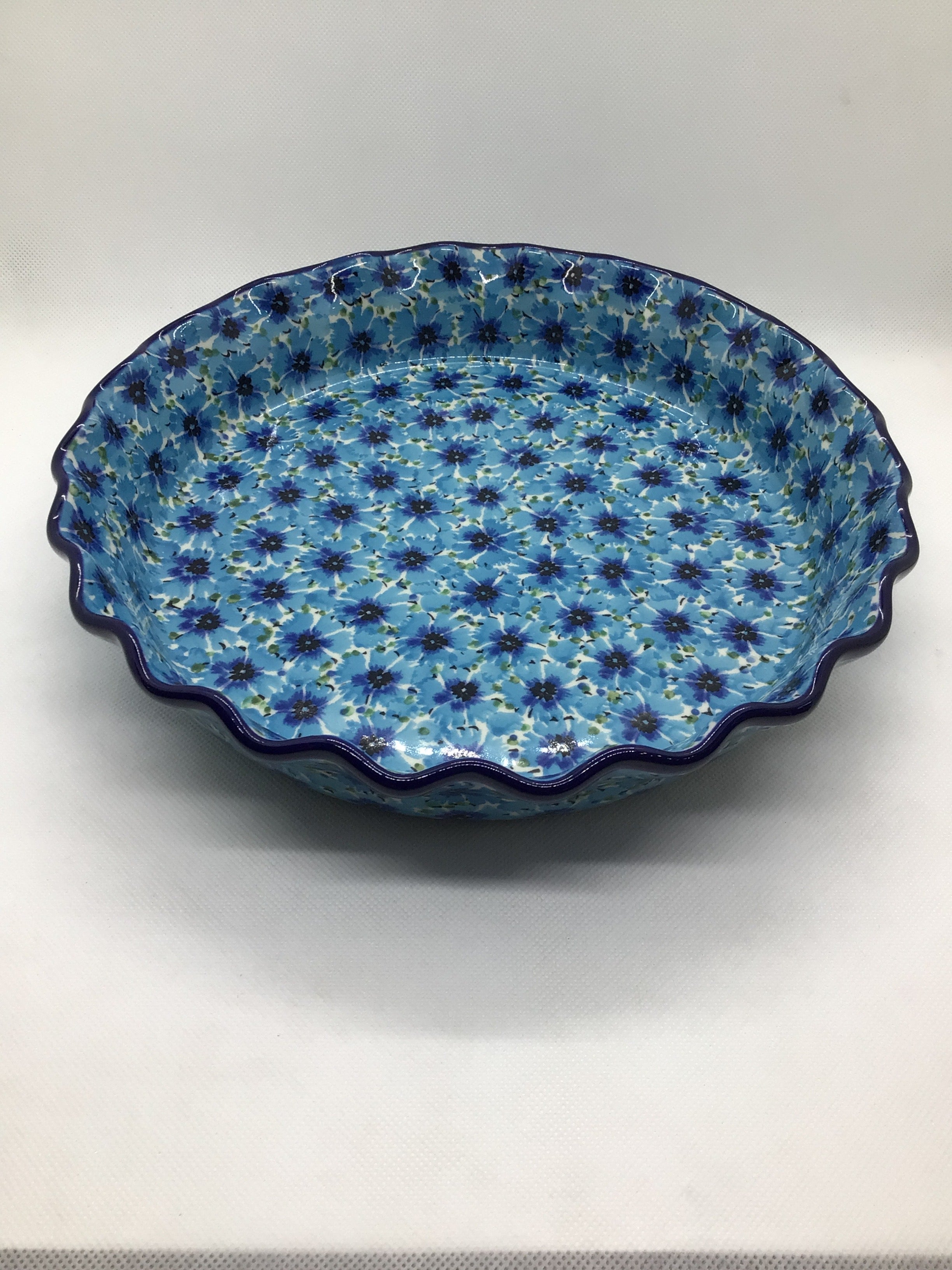 U4929 Fluted Pie Baker