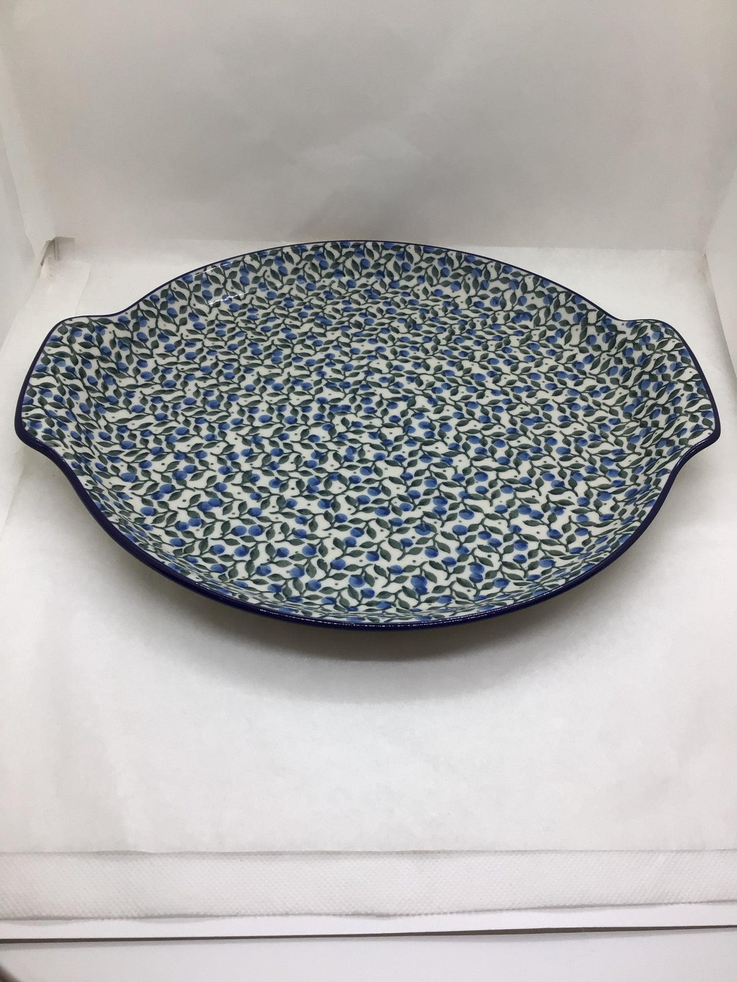 Blueberry Blossom Round Platter 12"