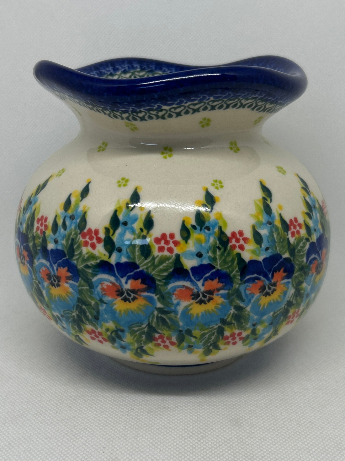 KALICH Pansy Party Ruffle Vase 5&quot;