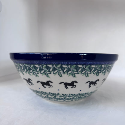 Black Beauty Nesting Bowl 8"