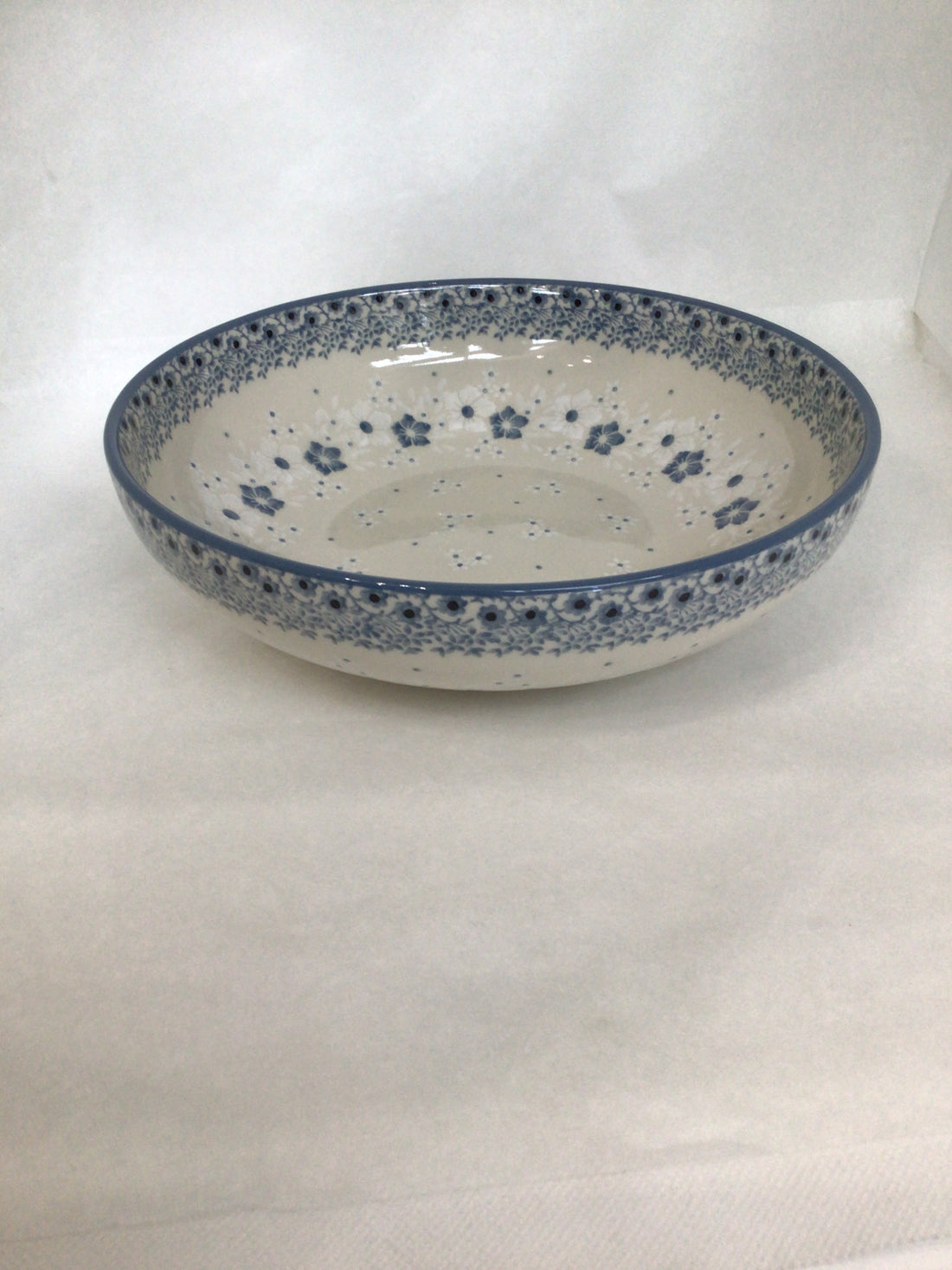 Simple Elegance Shallow Serving Bowl 9"