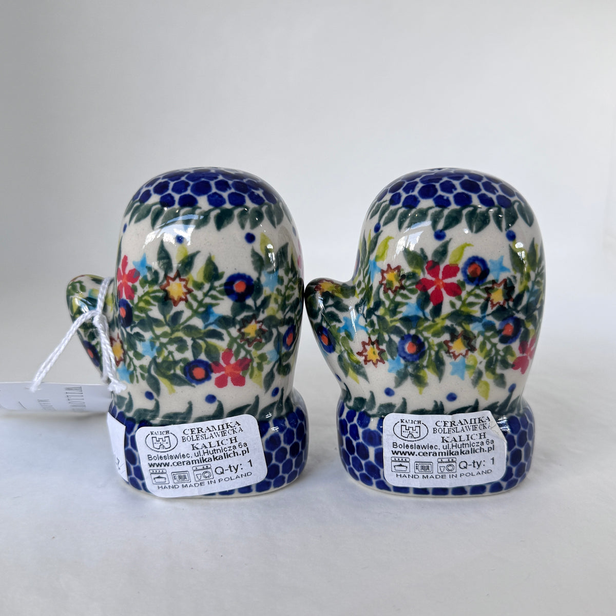 KALICH Mittens Salt and Pepper Shaker