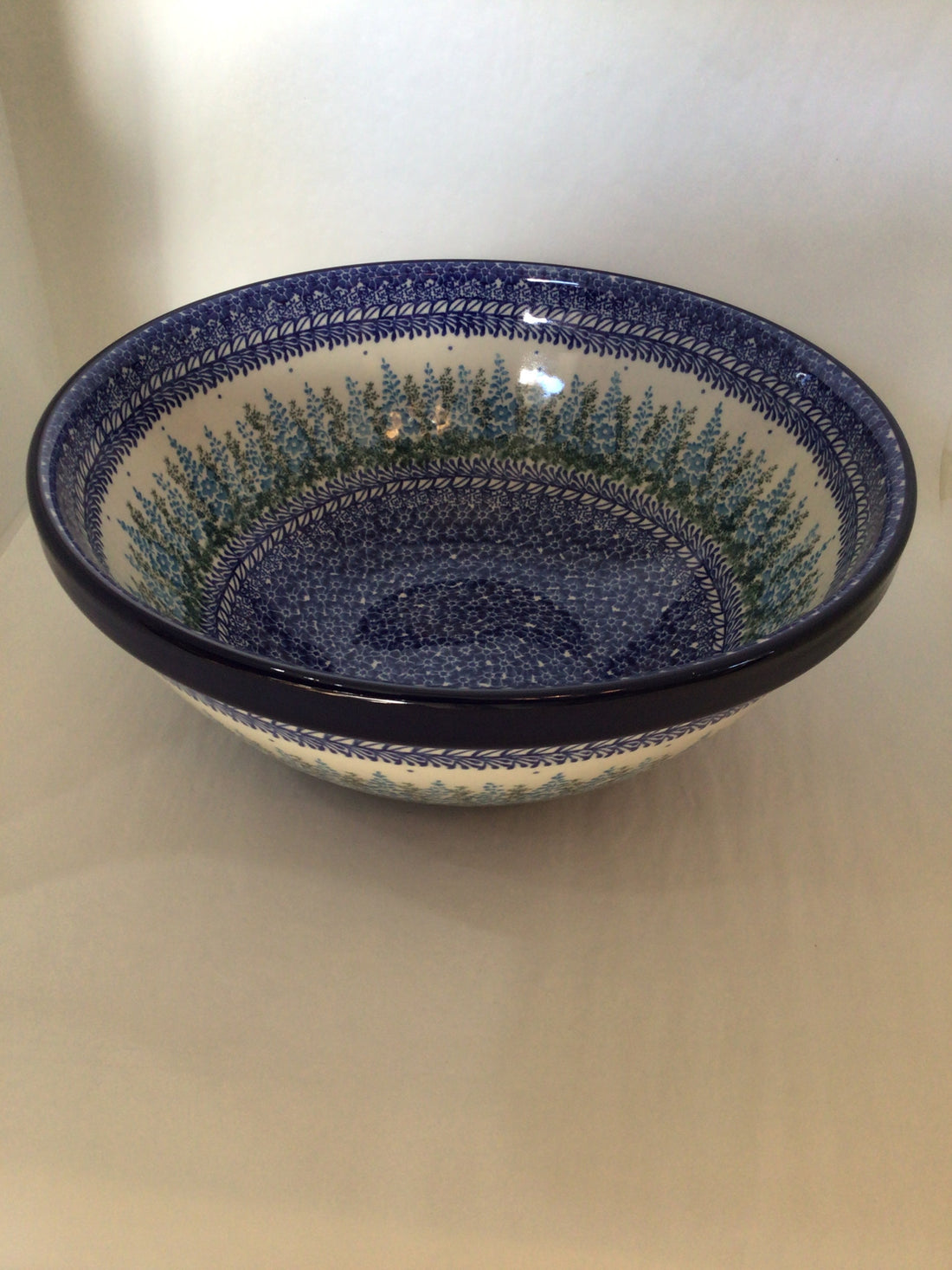 Virginia Blue Bells Nesting Bowl 11"