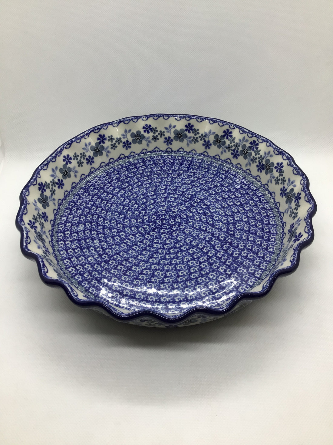 Blue Horizon Fluted Pie Baker