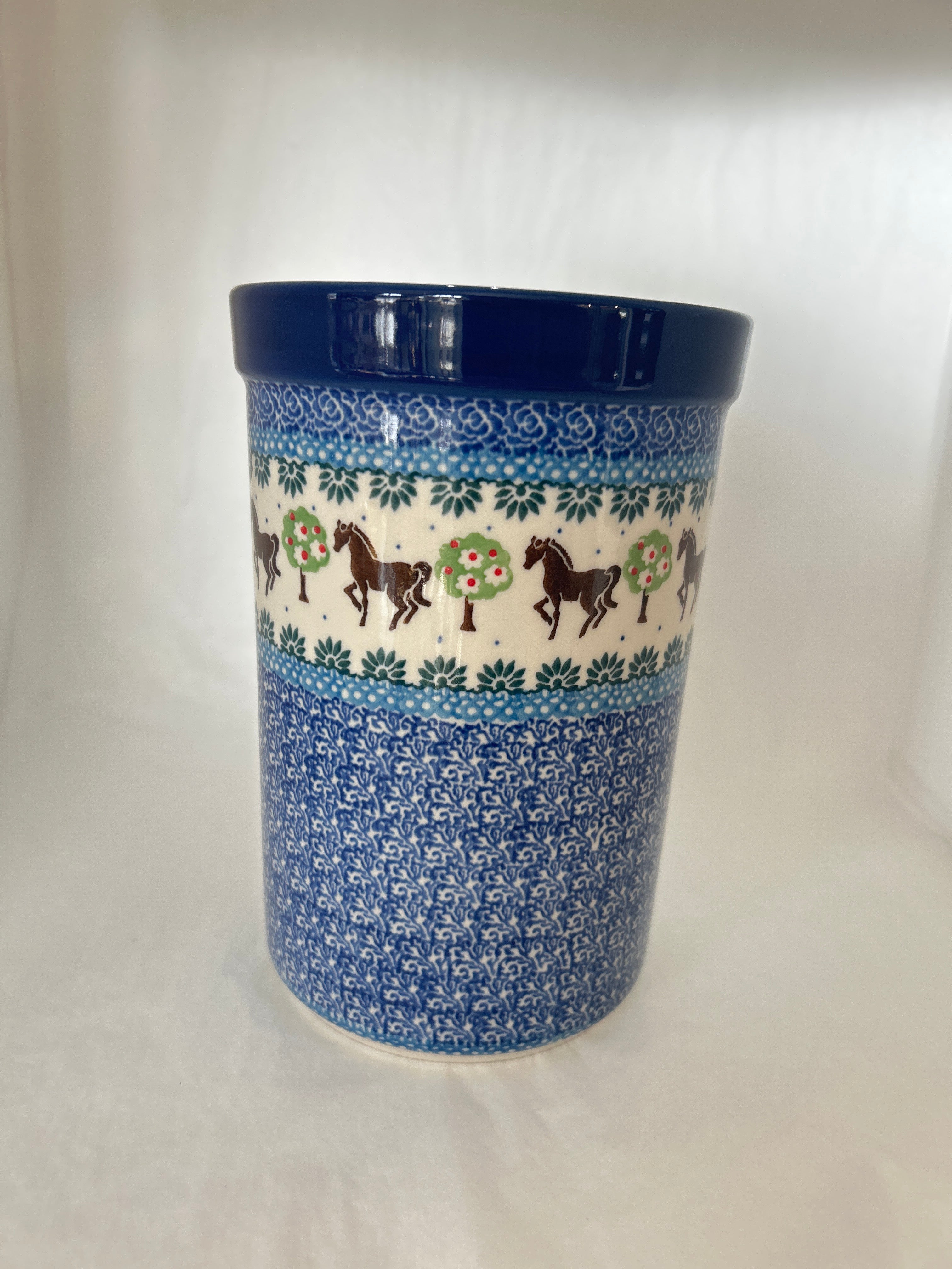 Brown Horse Utensil Pot 7.75"