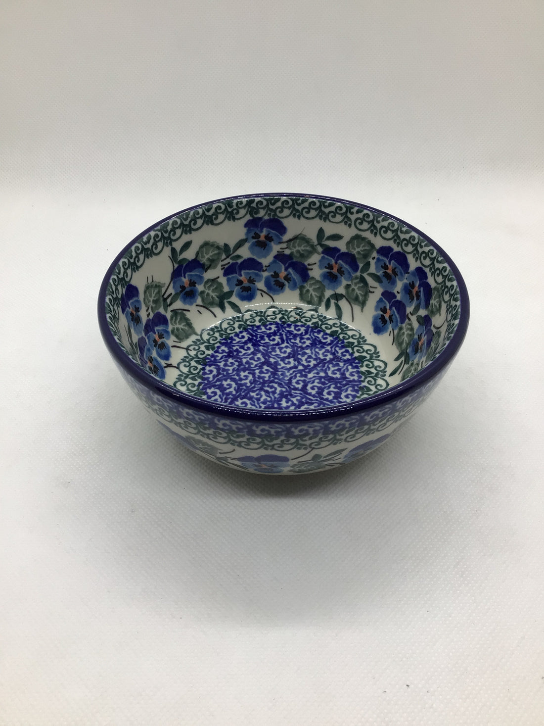 Winter Viola Ice Cream Bowl 4.5&