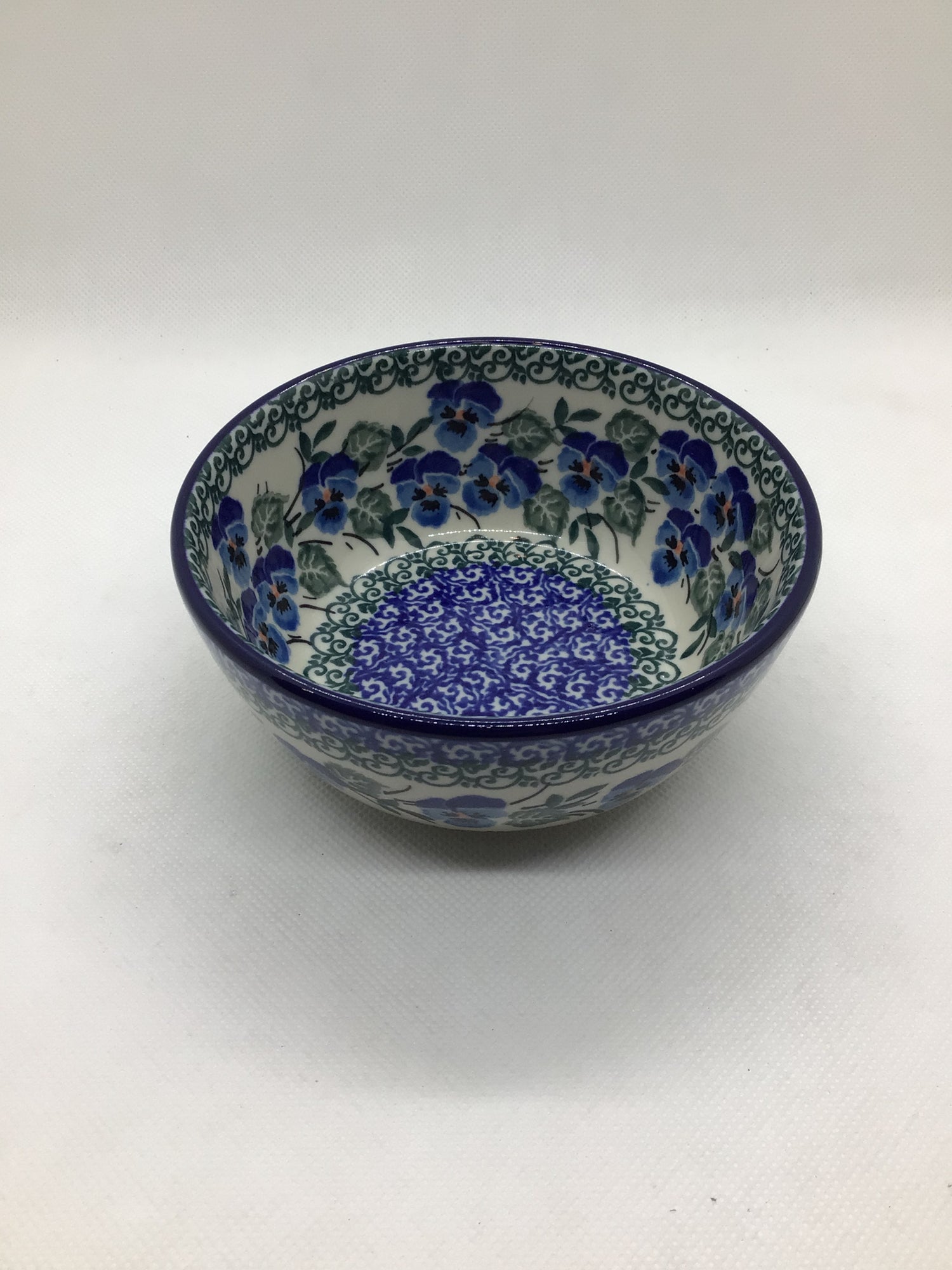 Winter Viola Ice Cream Bowl 4.5&