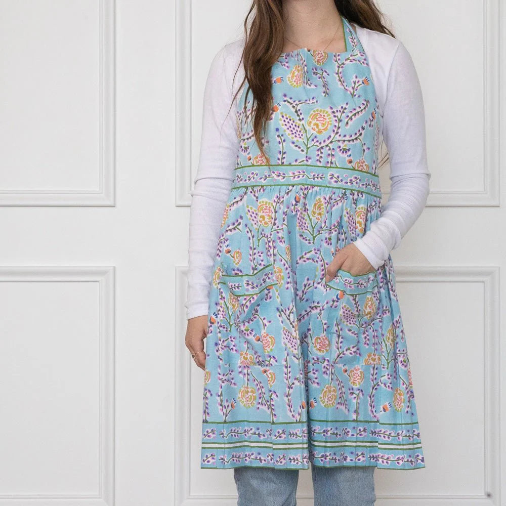 Climbing Dahlia Sky Blue Apron