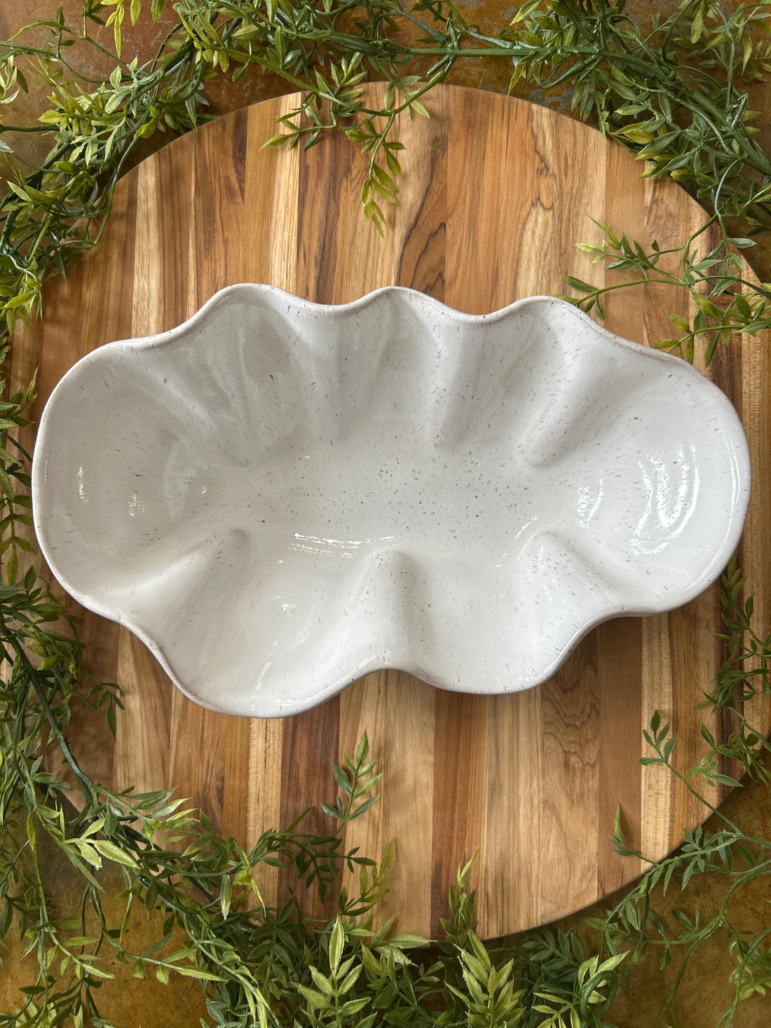 Flutter Dish-Eyelet White