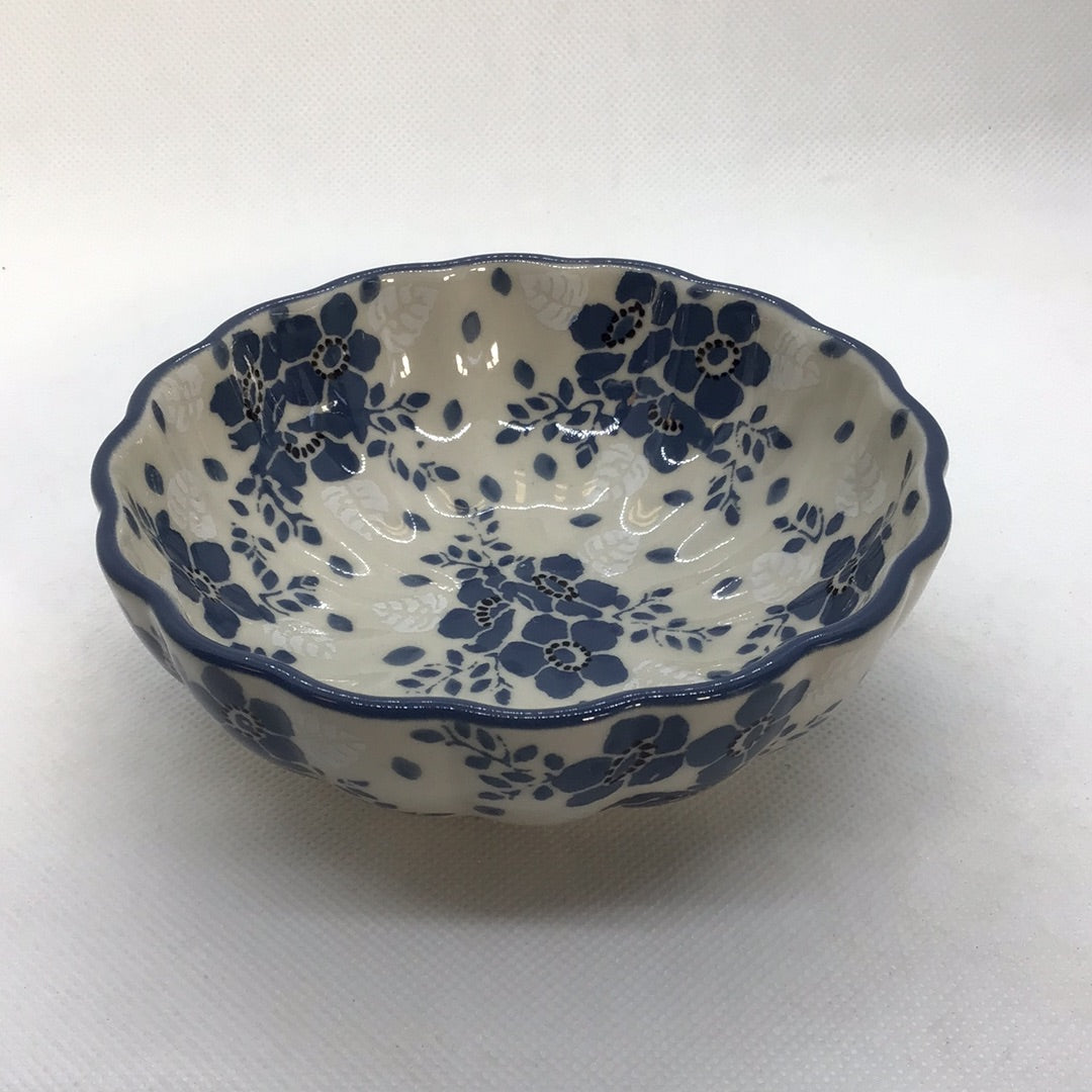 Blue Velvet Scalloped Bowl 4.5"