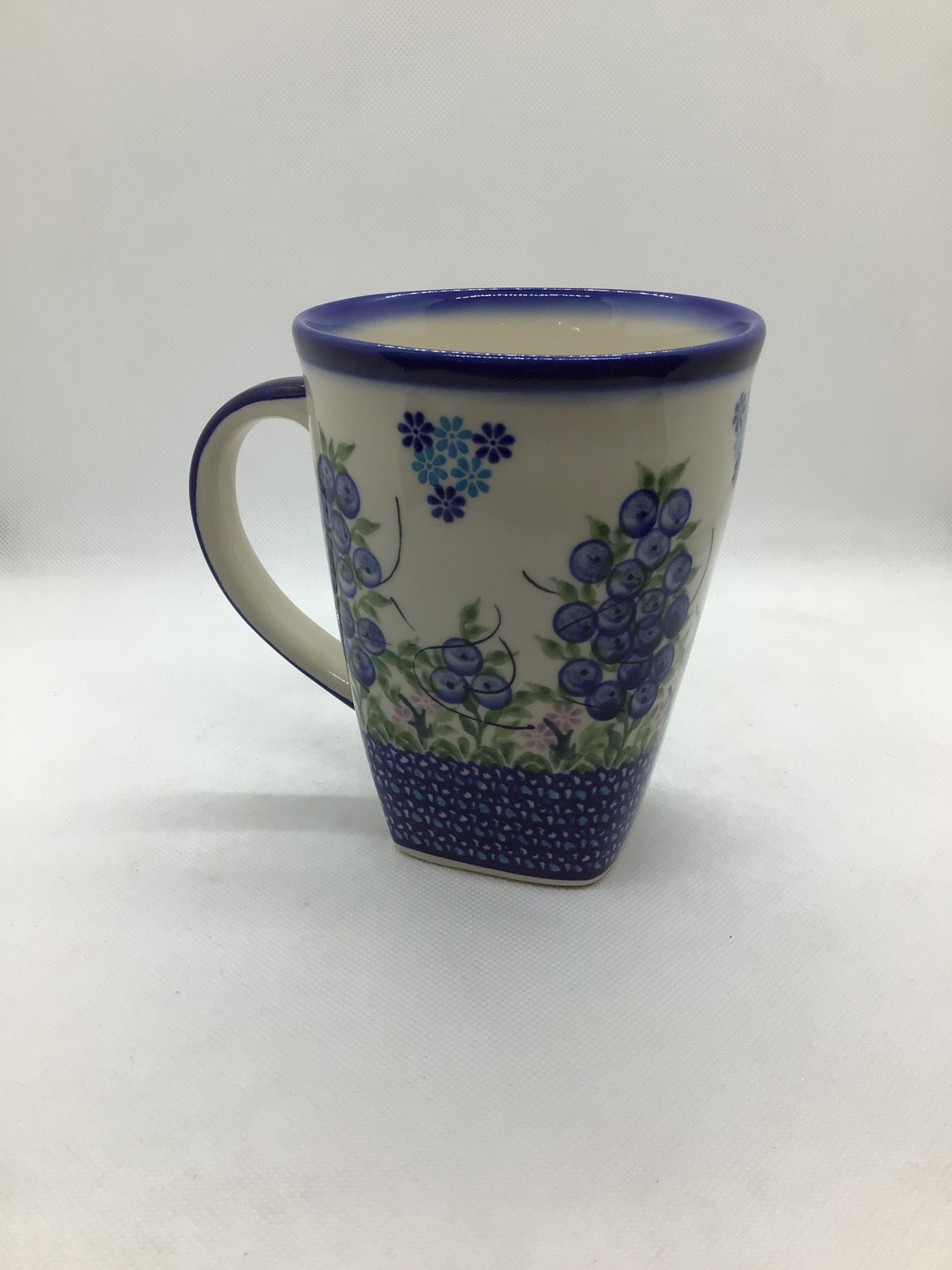 KALICH Blueberry Bundles Tall Mug 16 oz