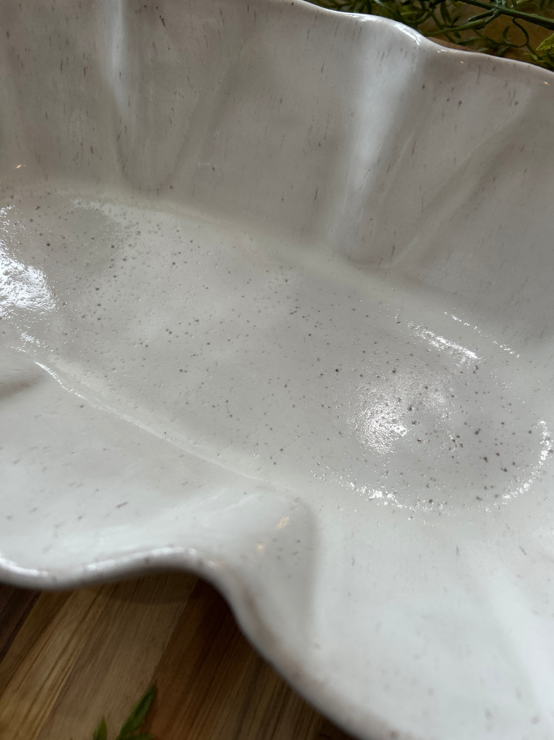 Centerpiece Dish-Eyelet White