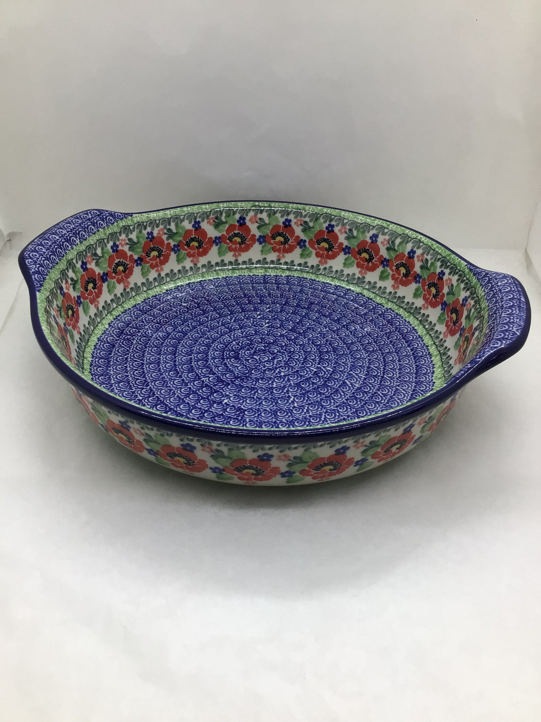 Danish Garden Round Baker w/Grips 10"