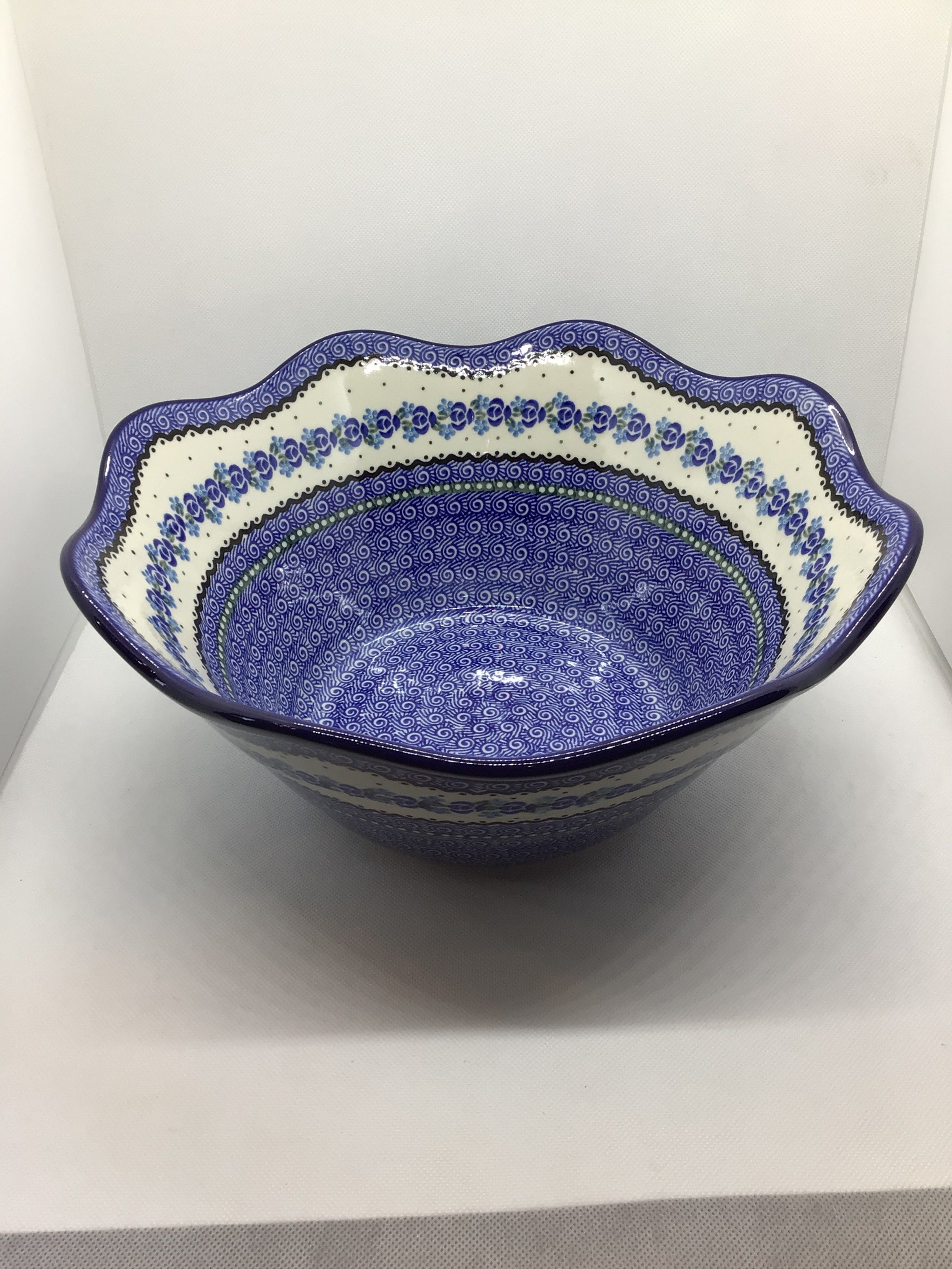 Tranquil Tide Wavy Edge Bowl 12&quot;