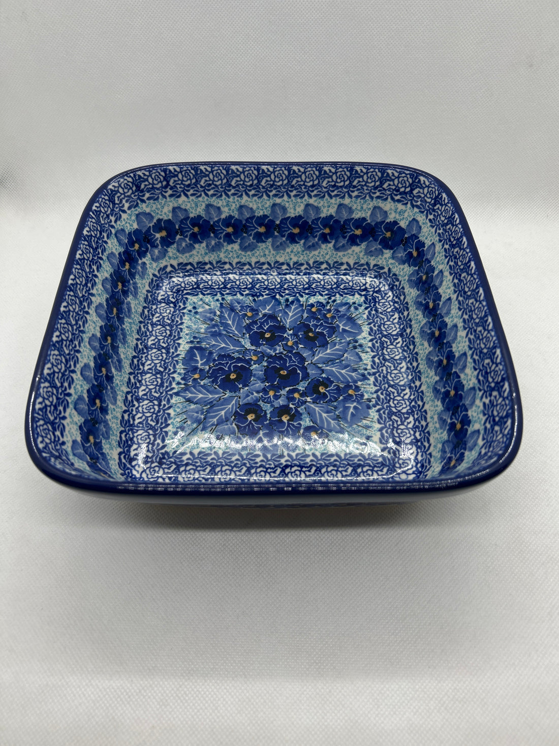 U3639 Square Baker 8"