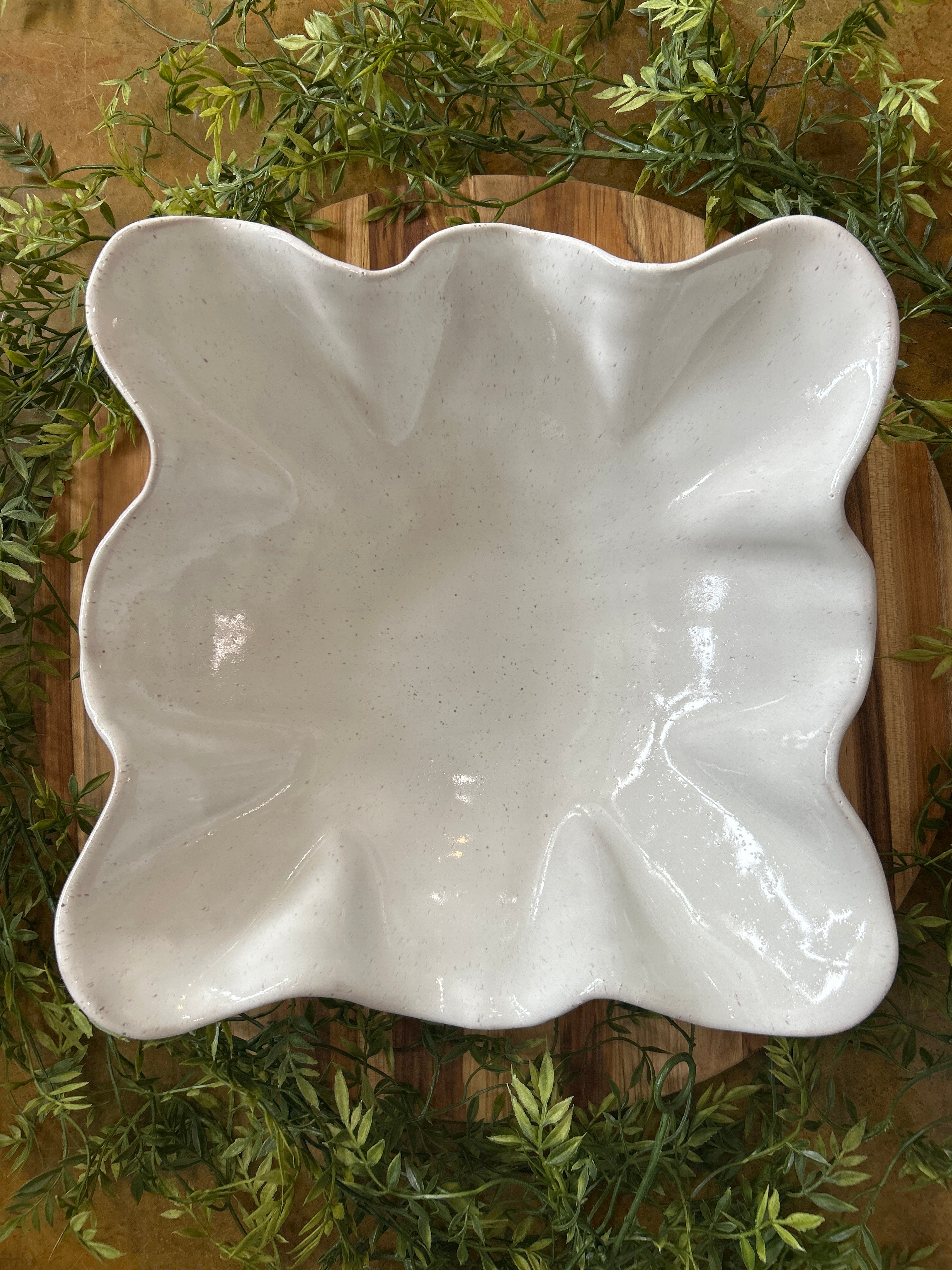 Square Point Bowl-Eyelet White