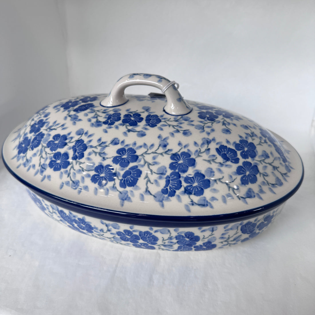 Timeless Blue Med. Covered Oval Baker