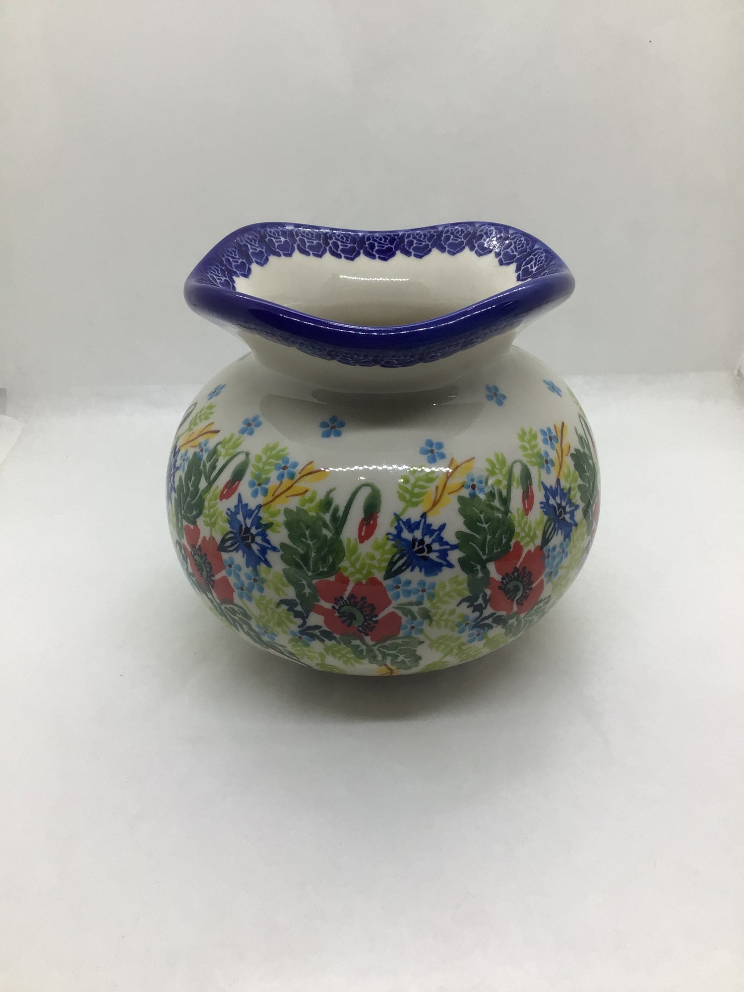 KALICH Poppy Party Ruffle Vase 5"