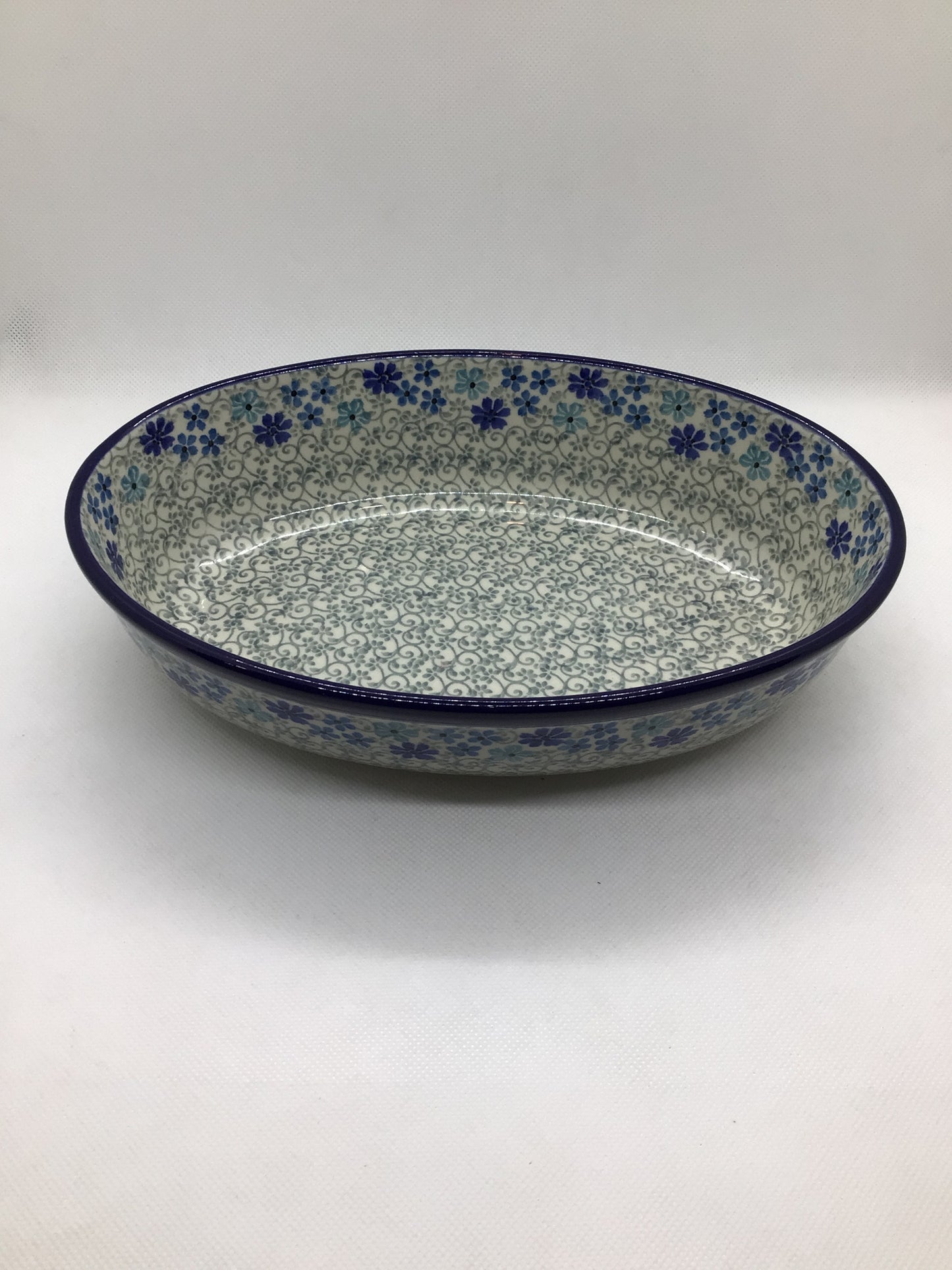 Periwinkle Oval Baker 9.5"