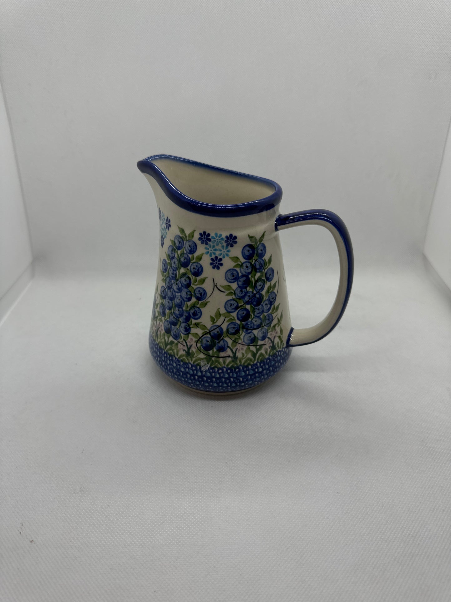 KALICH Blueberry Medium Pitcher