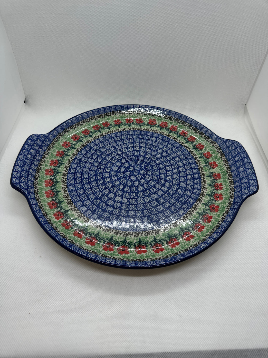 Red Daisies Round Platter 12&quot;
