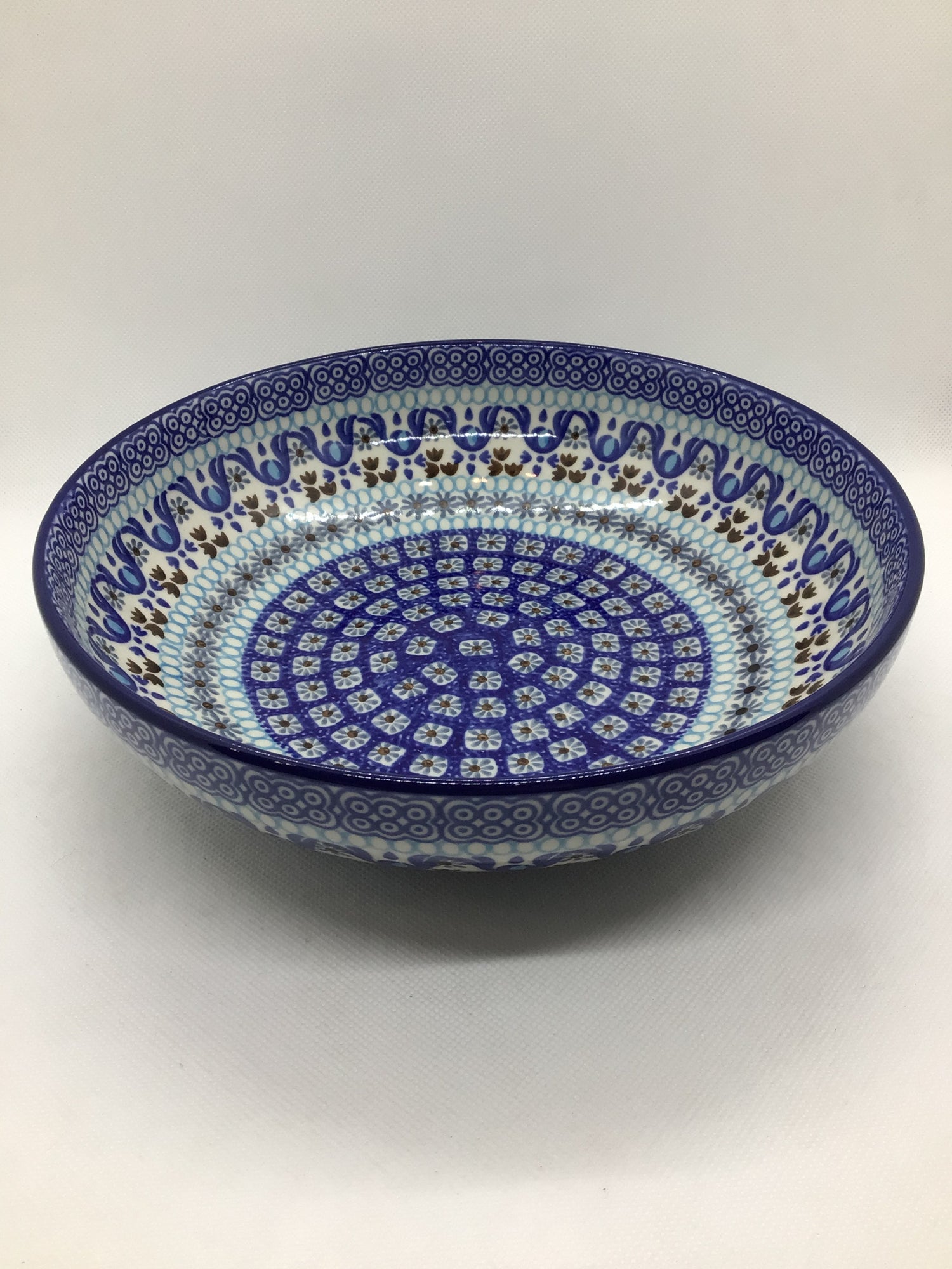 Frozen Shallow Serving Bowl 9&quot;