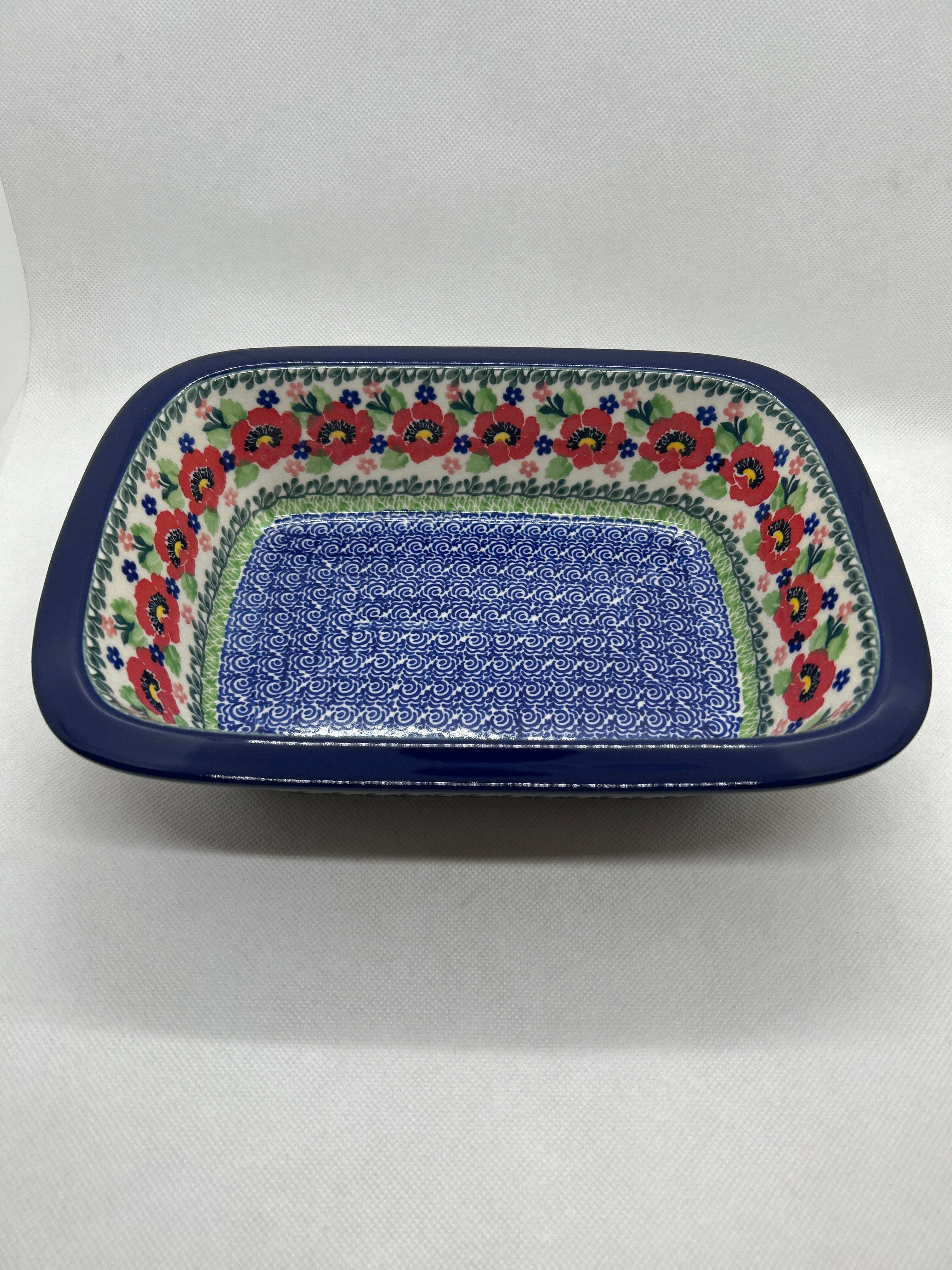 Danish Garden Baker w/Grip Edge
