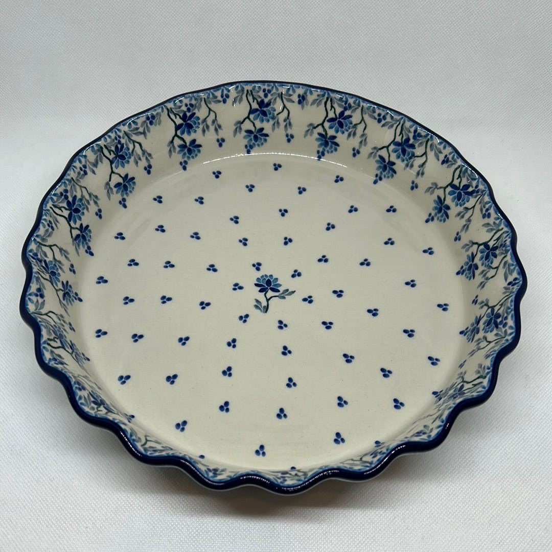 Clover Fields Fluted Pie Baker