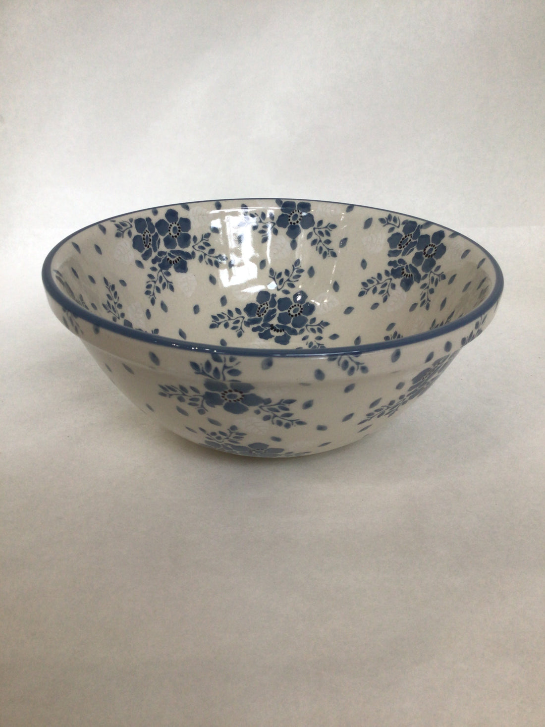 Blue Velvet Nesting Bowl 8"