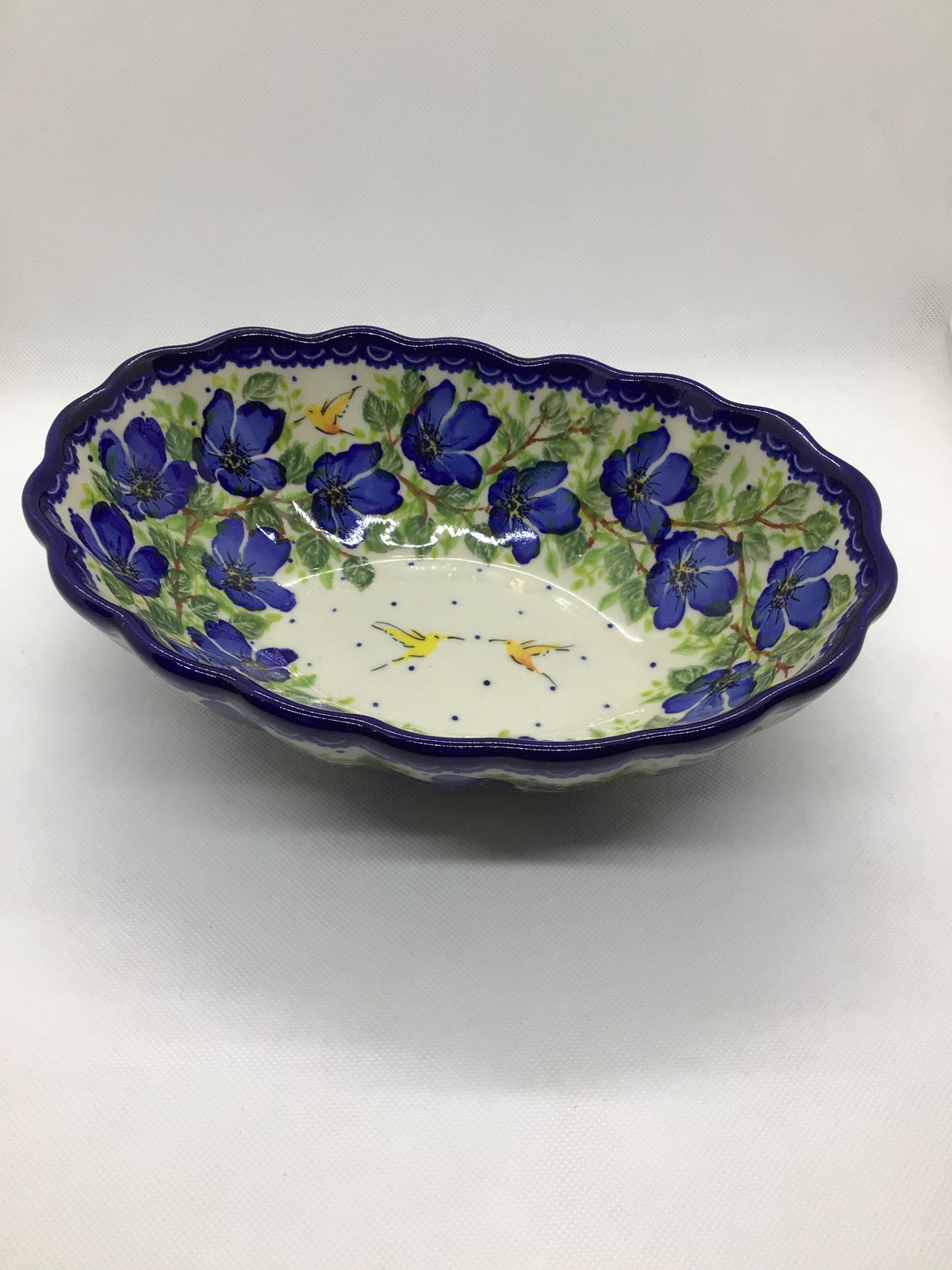 KALICH Koliber Ruffle Oval Bowl