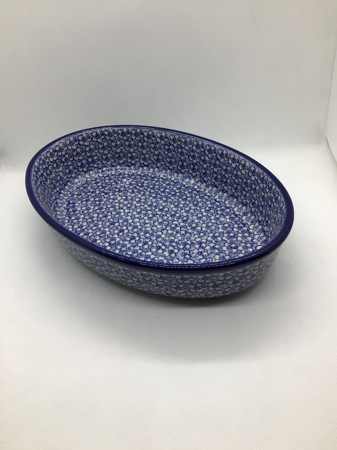 Daisy Flurry Oval Baker 10.5&quot;
