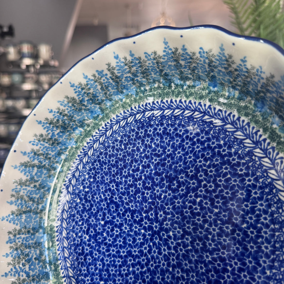 Virginia Blue Bells Fluted Pie Baker