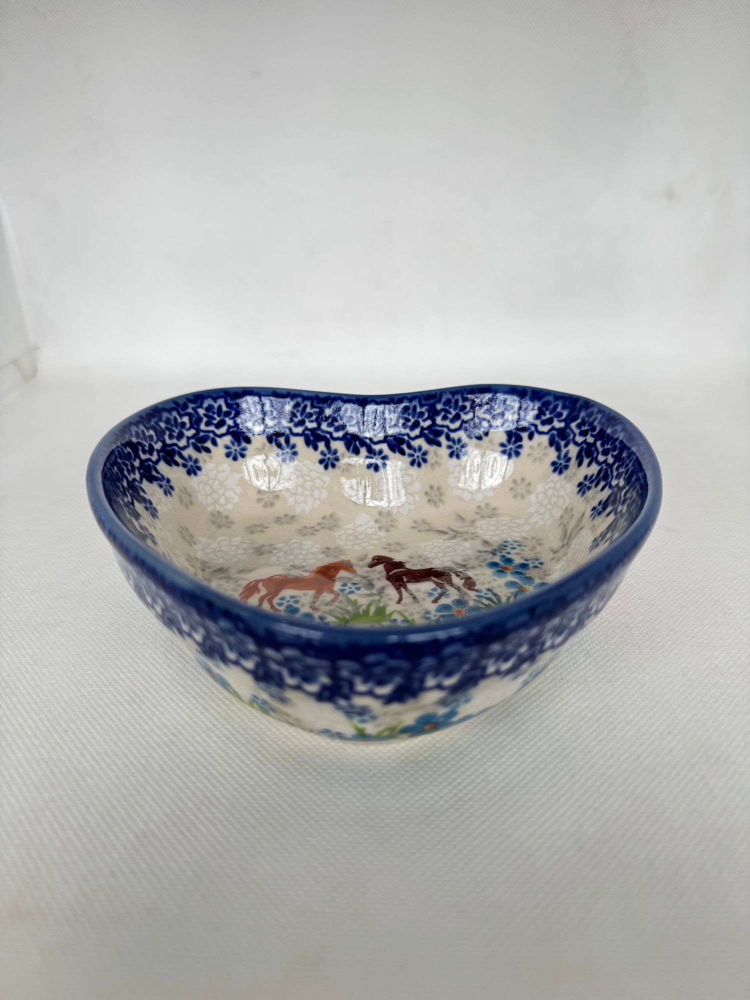 KALICH Bluegrass Beauties Heart Bowl