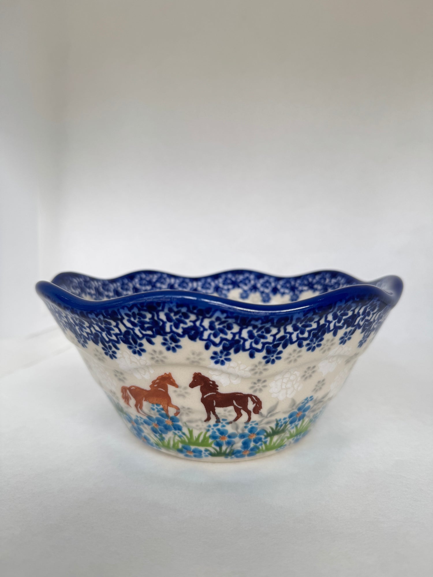 KALICH Bluegrass Beauties Wavy Bowl 9.5"