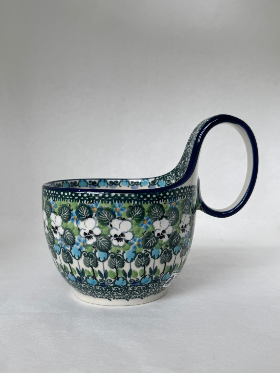 U4795 Bowl w/Loop Handle