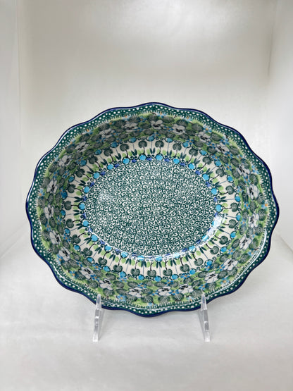 U4795 Fluted Oval Casserole