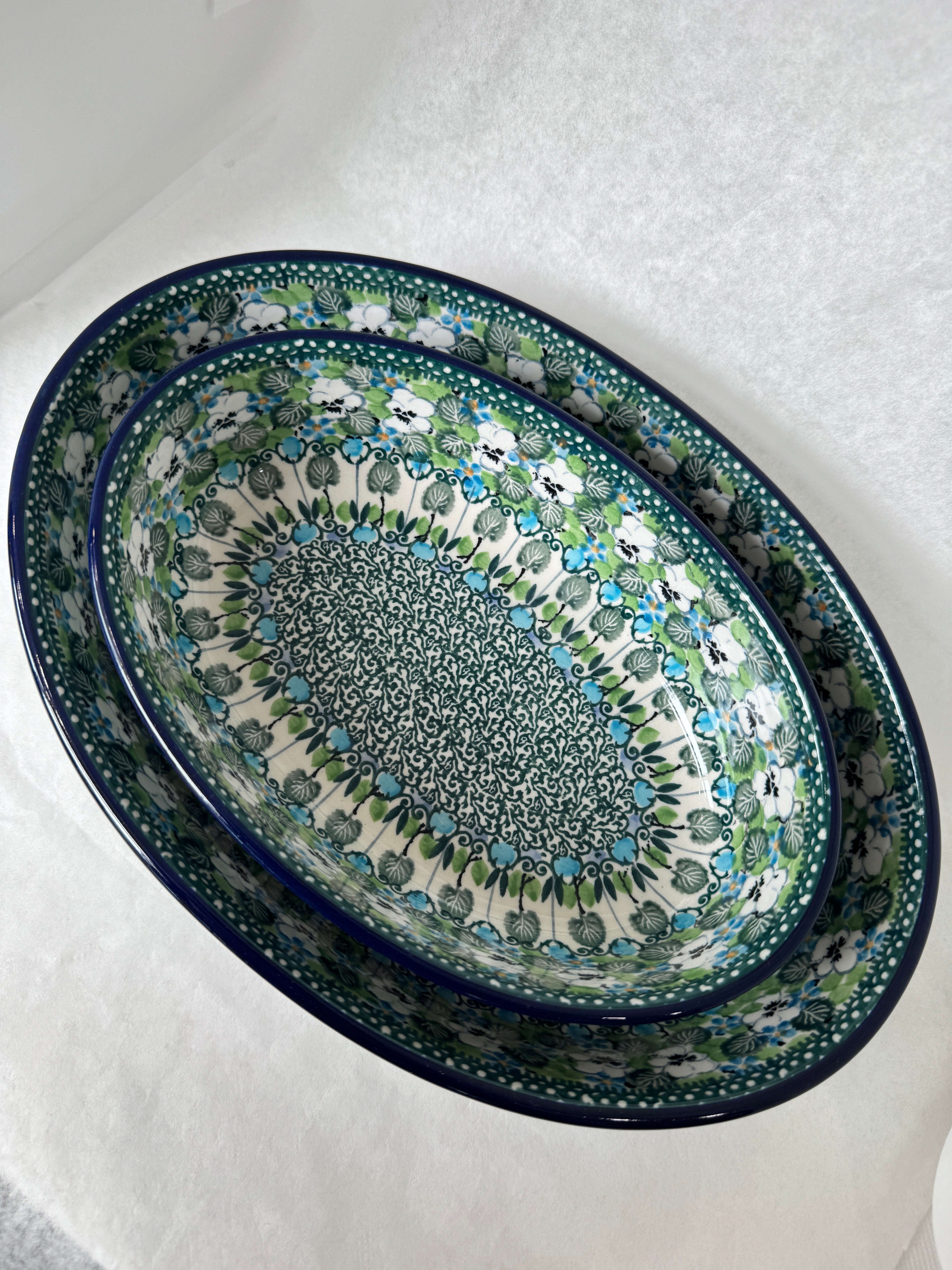 U4795 Oval Baker 10.5"