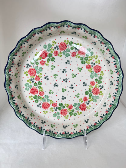 Lucky Charm Fluted Pie Baker