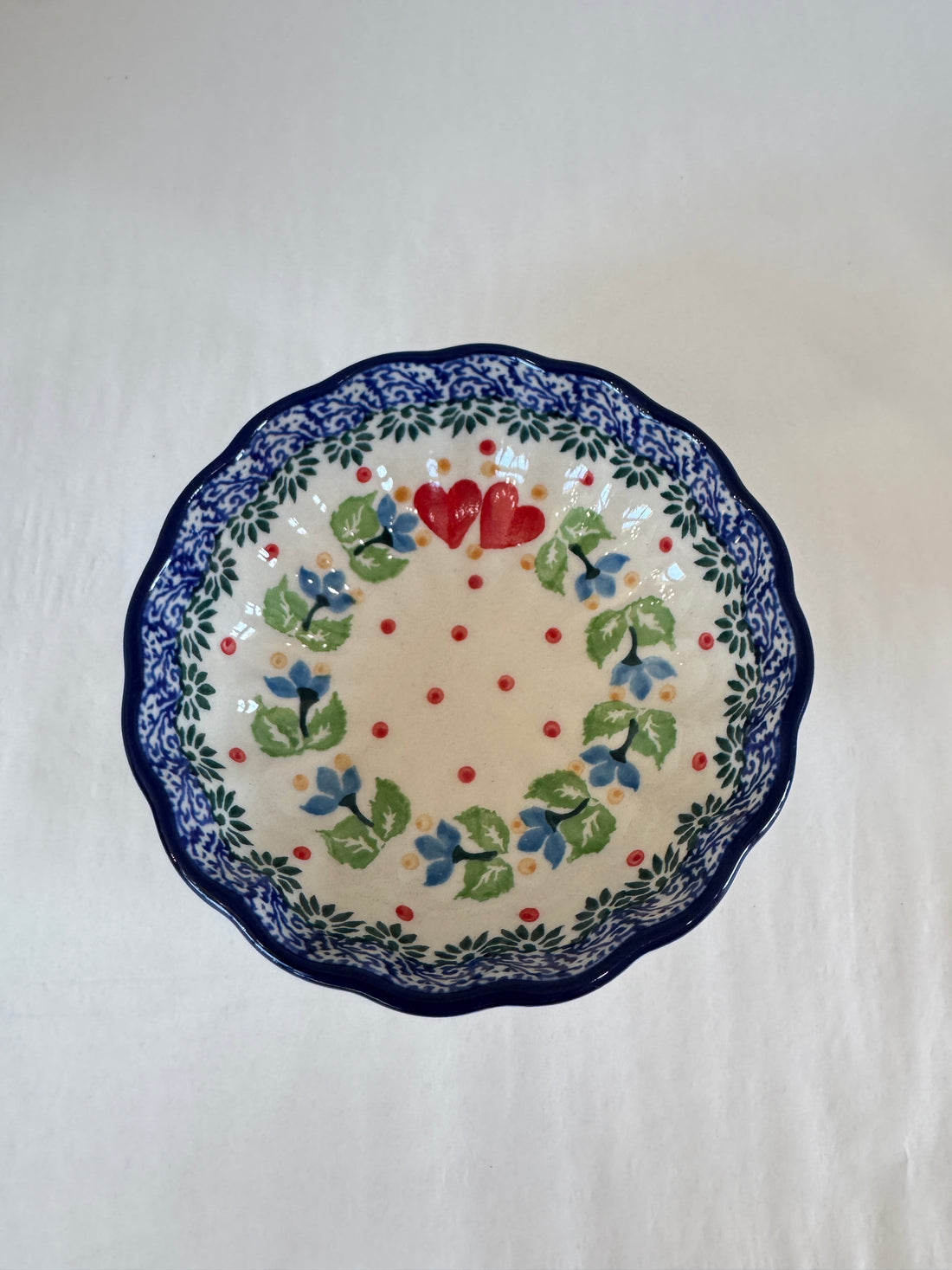 Sweet Hearts Scalloped Bowl 4.5"