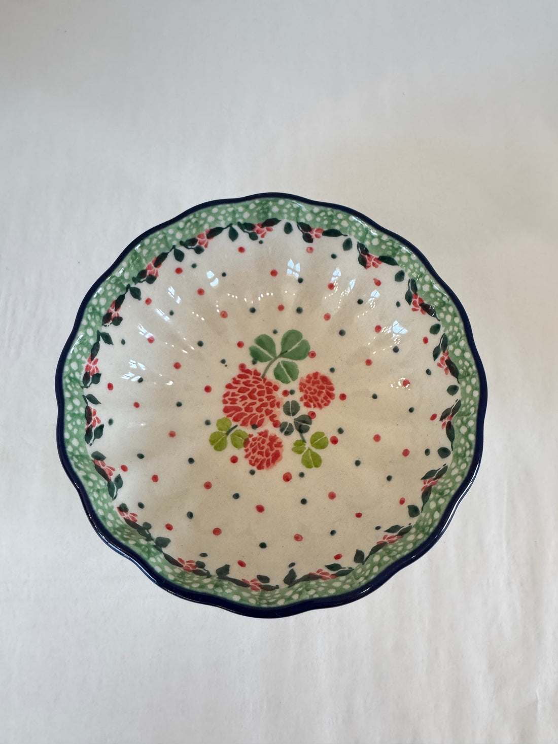 Lucky Charm Scalloped Bowl 4.5"