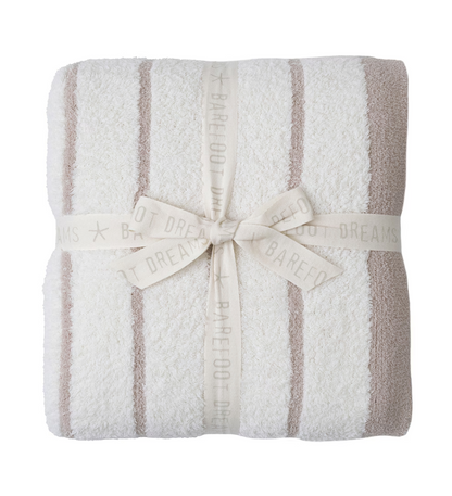 Cozy Chic Throw