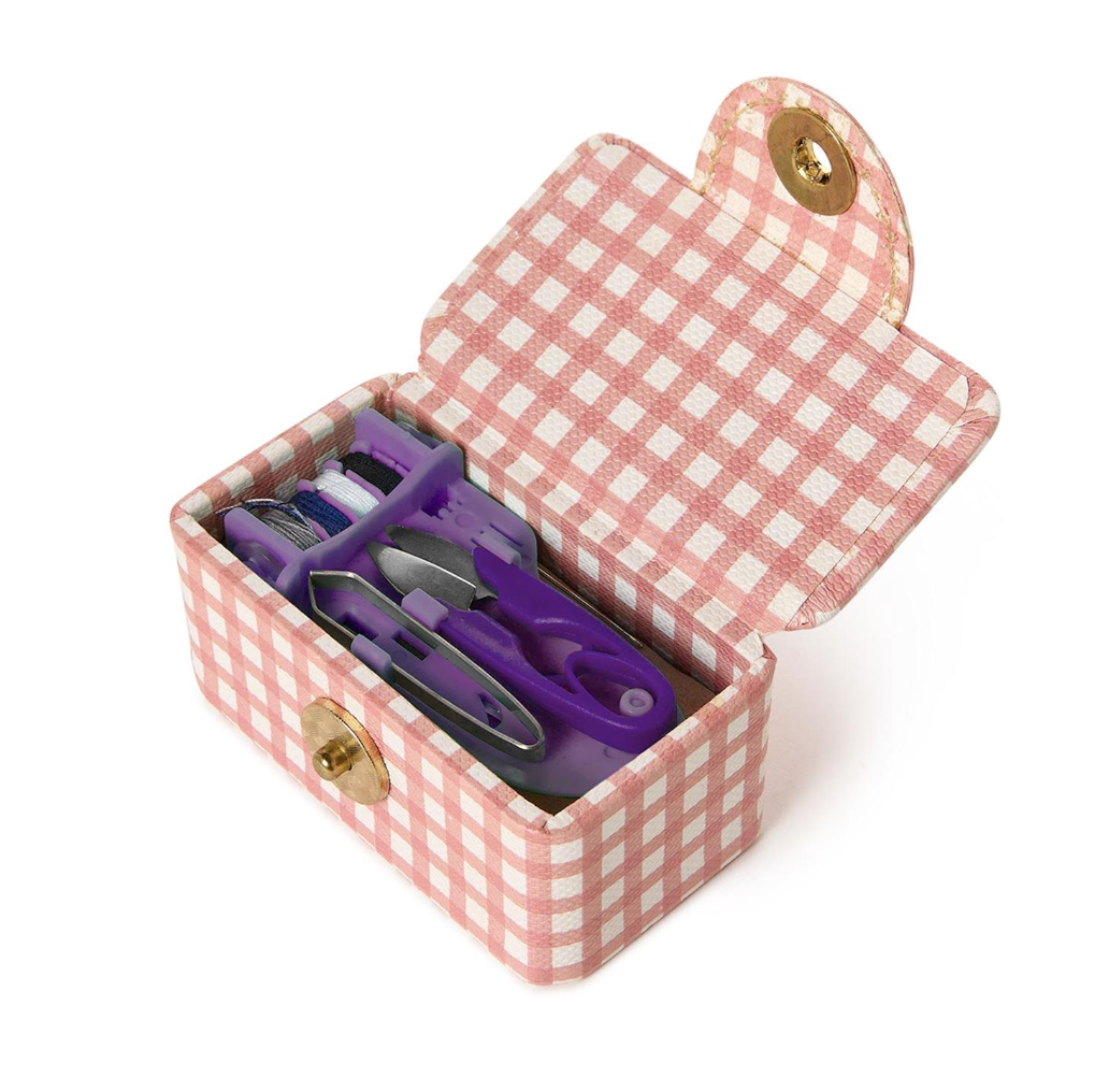 Sew Chic Gingham Sewing Kit