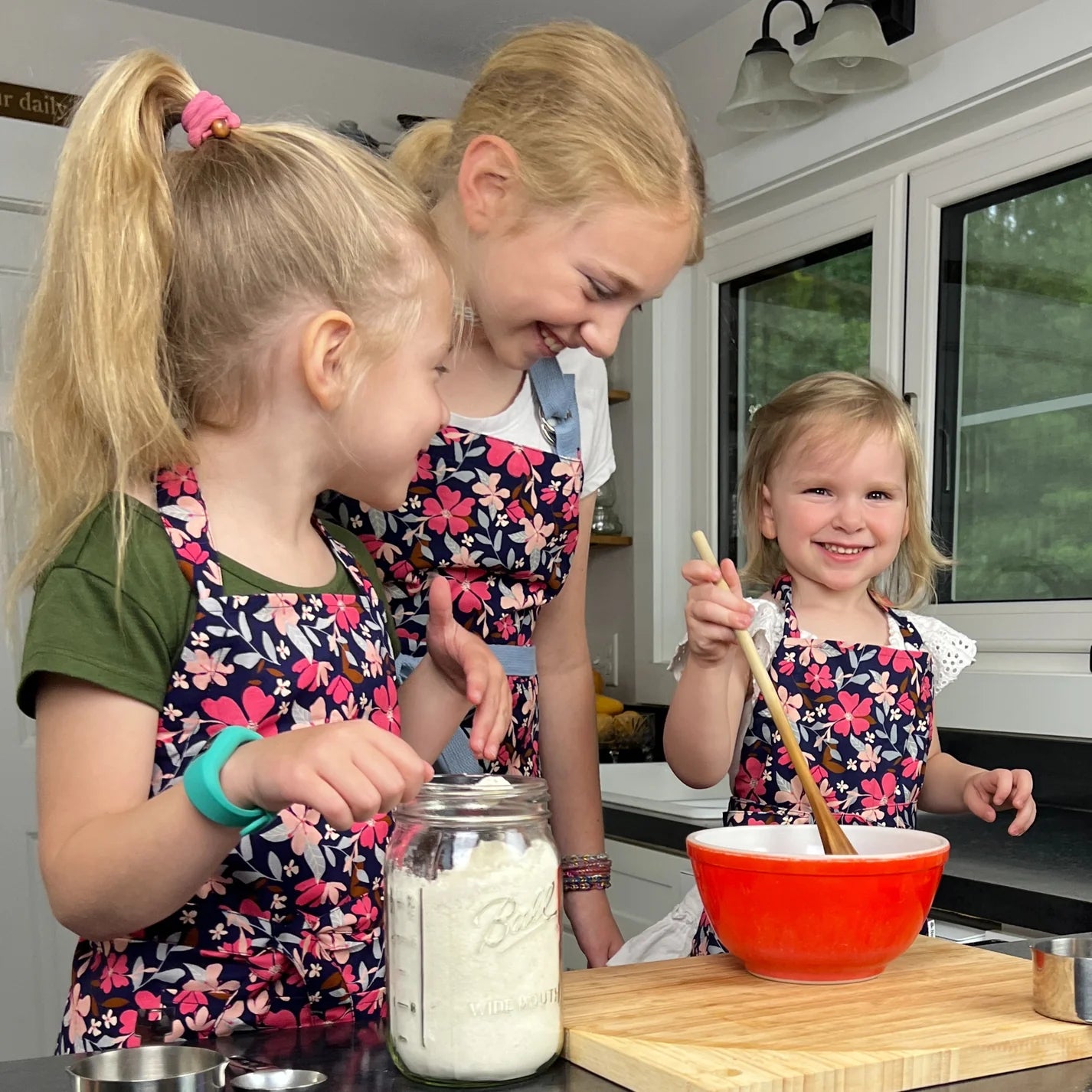 Flower Field Apron | Kids